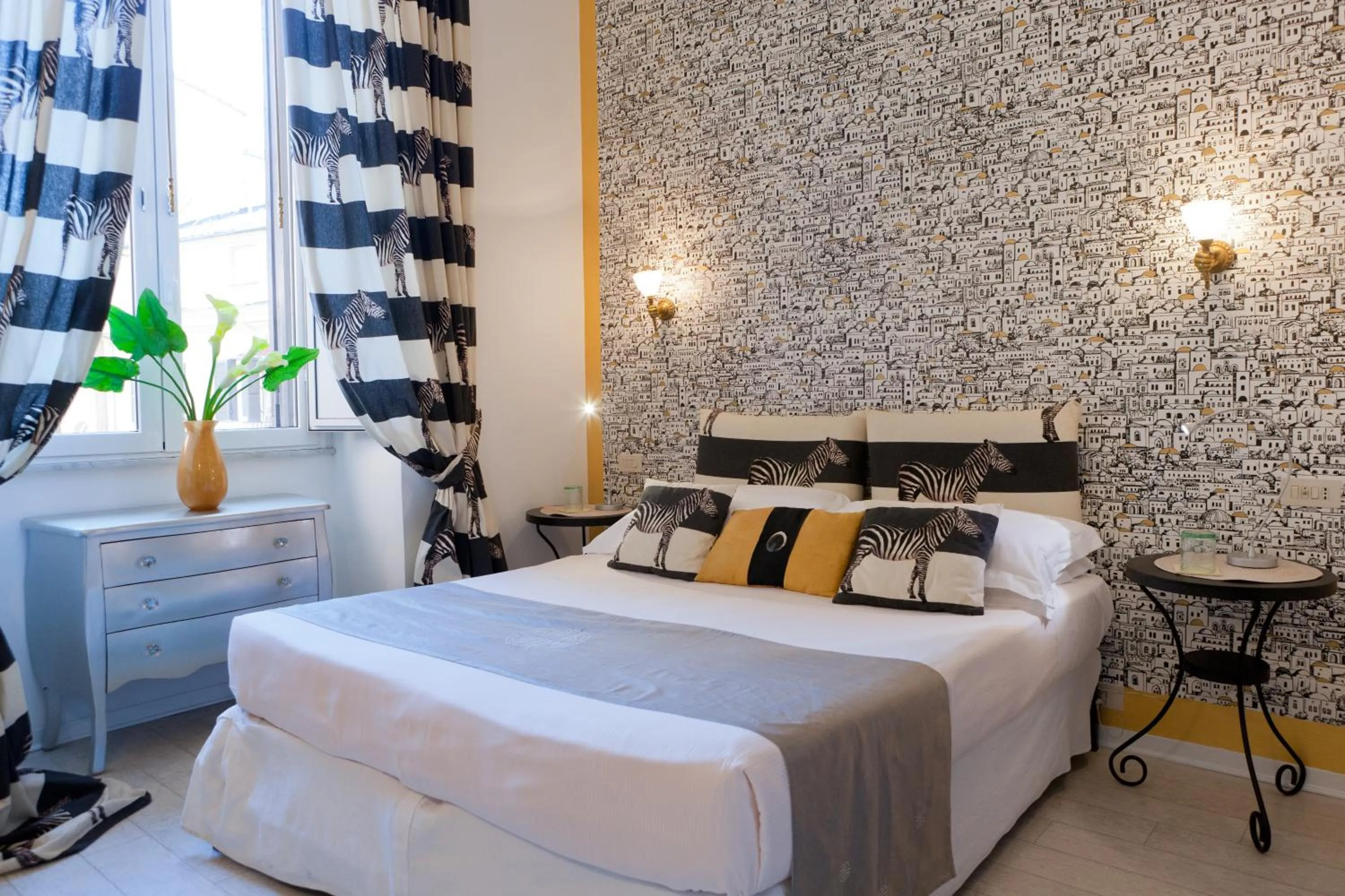 Bedroom, Bed in 66 Imperial Inn Deluxe B&B