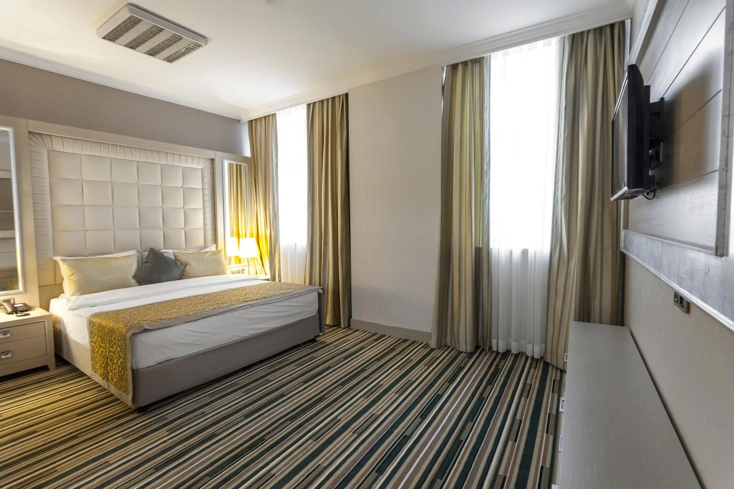 Bedroom, Bed in Gashalti Health Hotel Naftalan