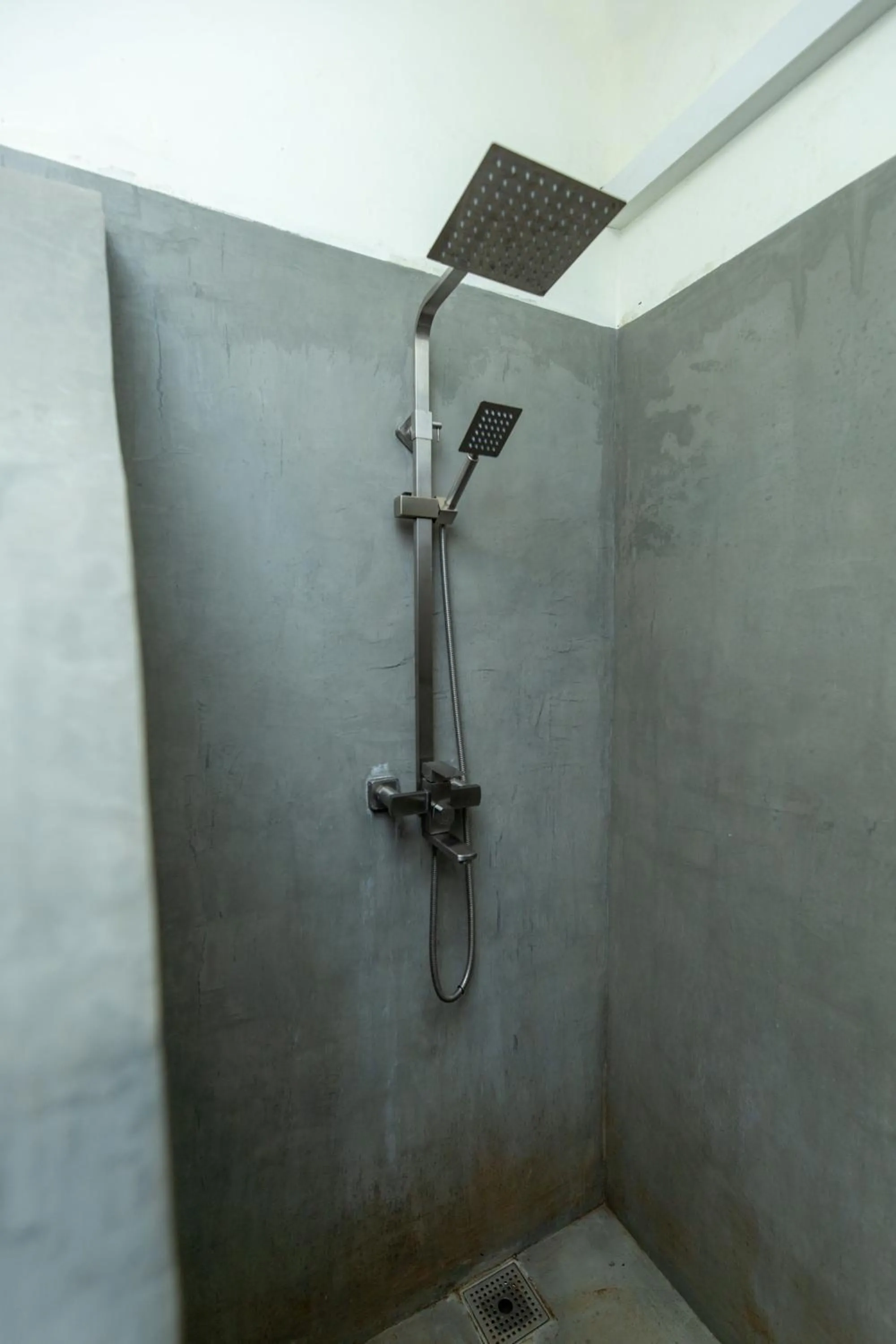 Shower in Shangrela Beach Resort by ARK