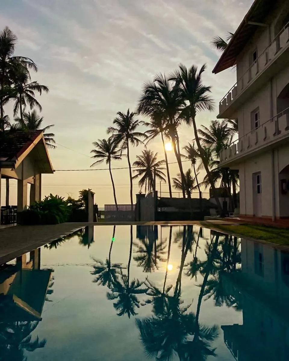 Swimming pool in Shangrela Beach Resort by ARK