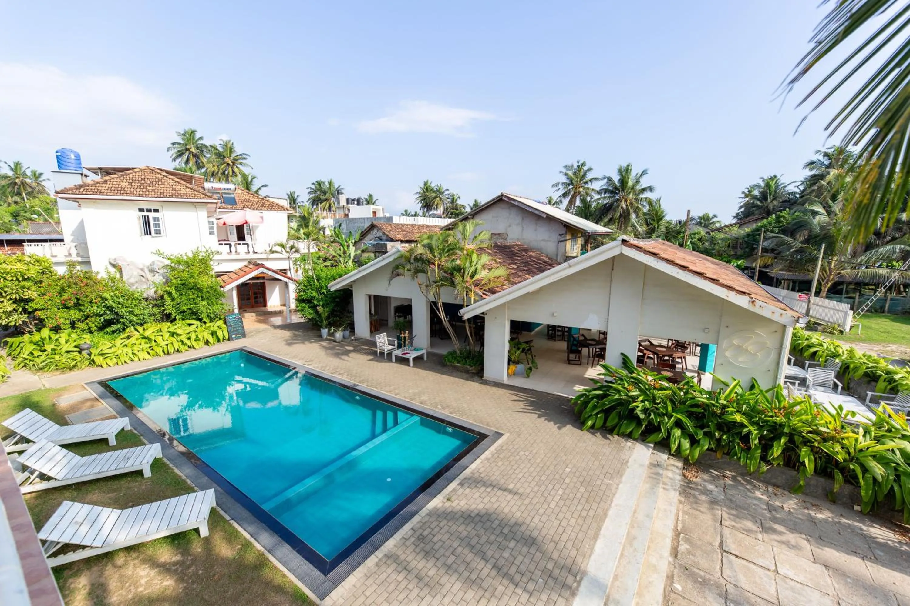 Property building in Shangrela Beach Resort by ARK