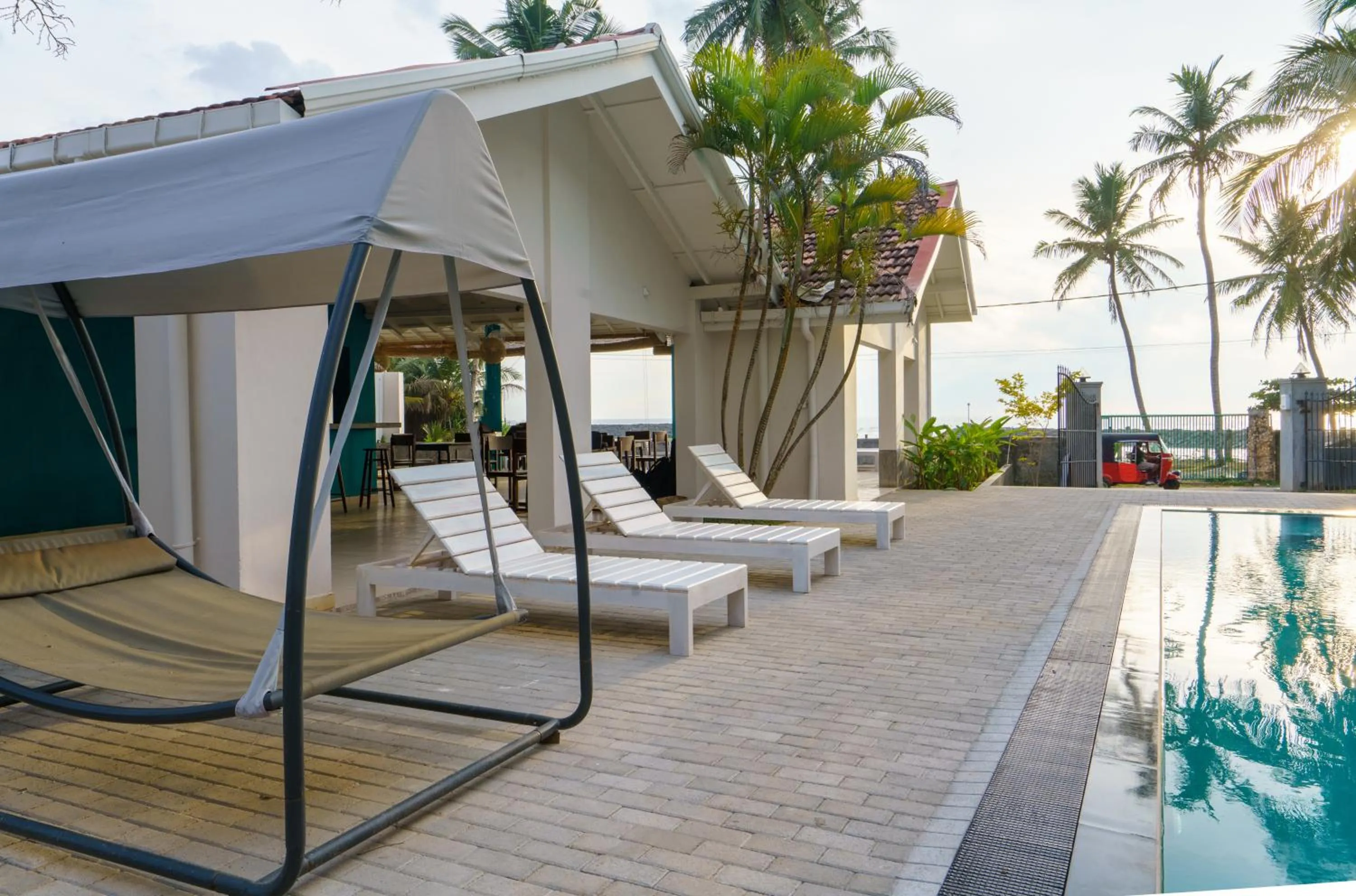 Swimming pool in Shangrela Beach Resort by ARK