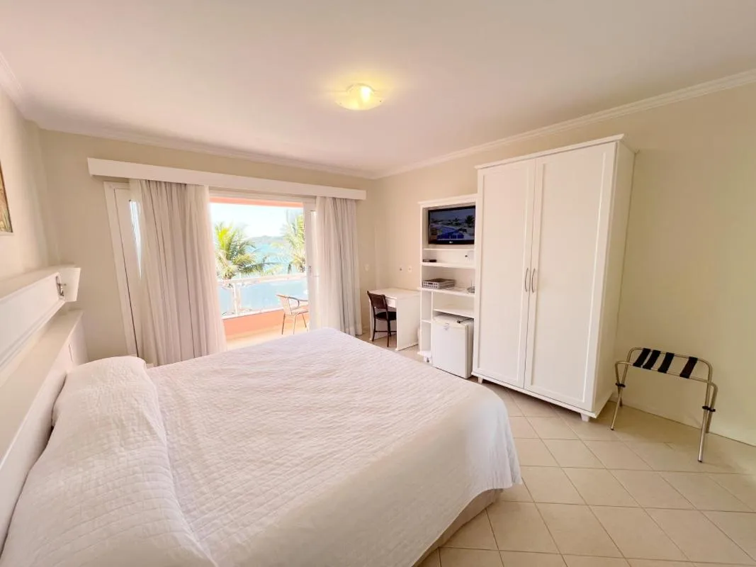 Deluxe Double or Twin Room with Sea View in Pousada Vila do Coral