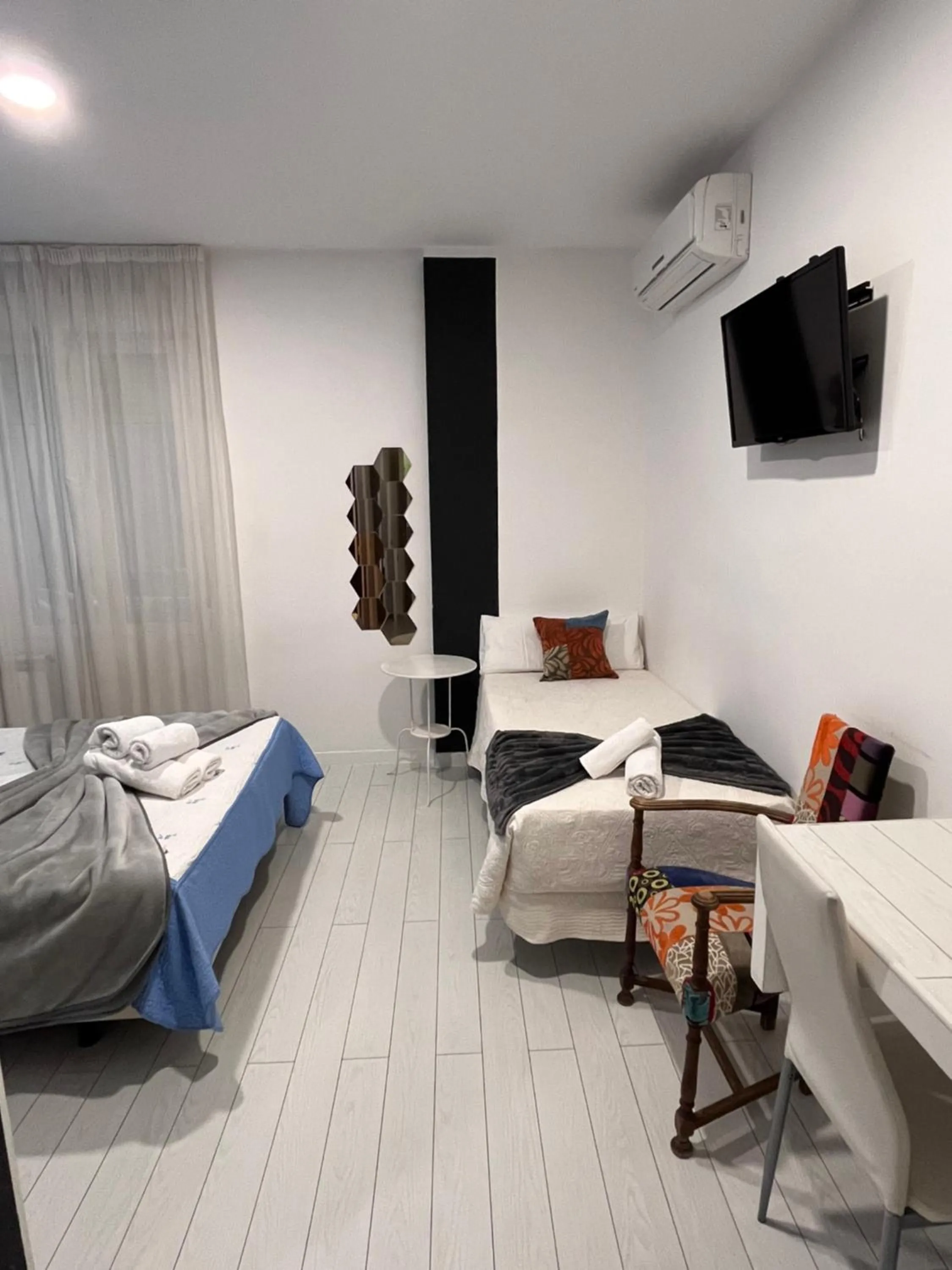 Bed in Hostal Madrid Star