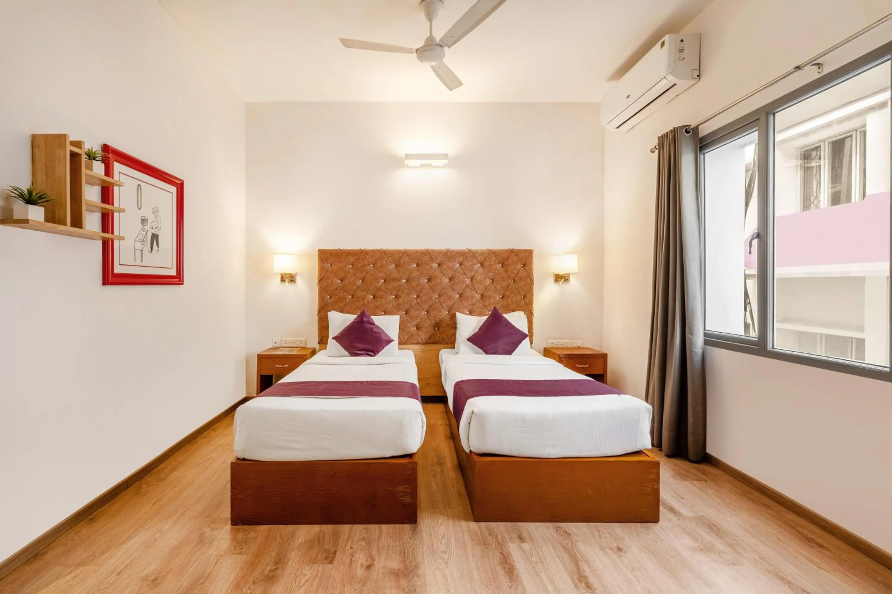 Bedroom in Monday Hotels Hitec City