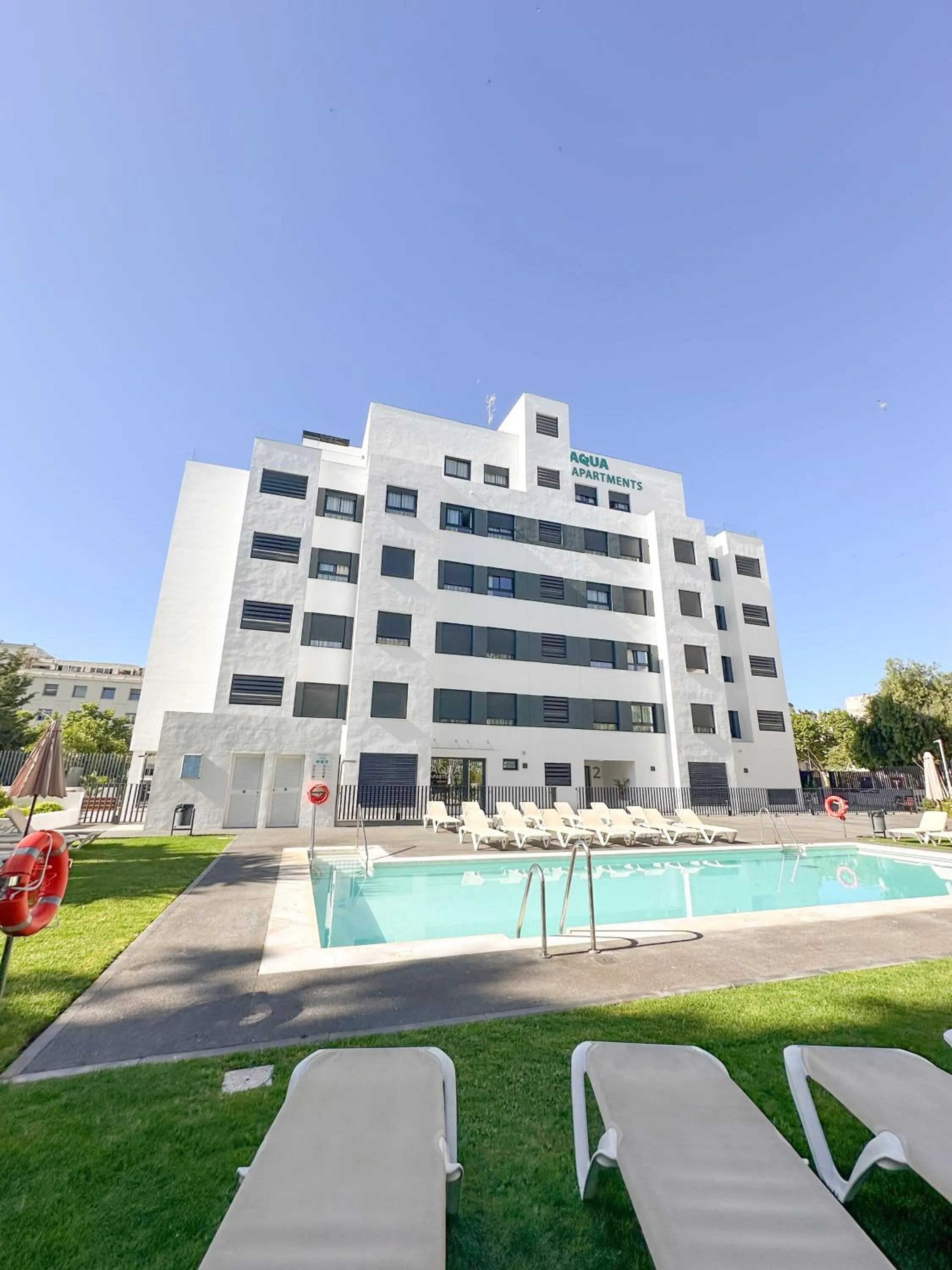 Swimming pool in Aqua Apartments Bellamar, Marbella