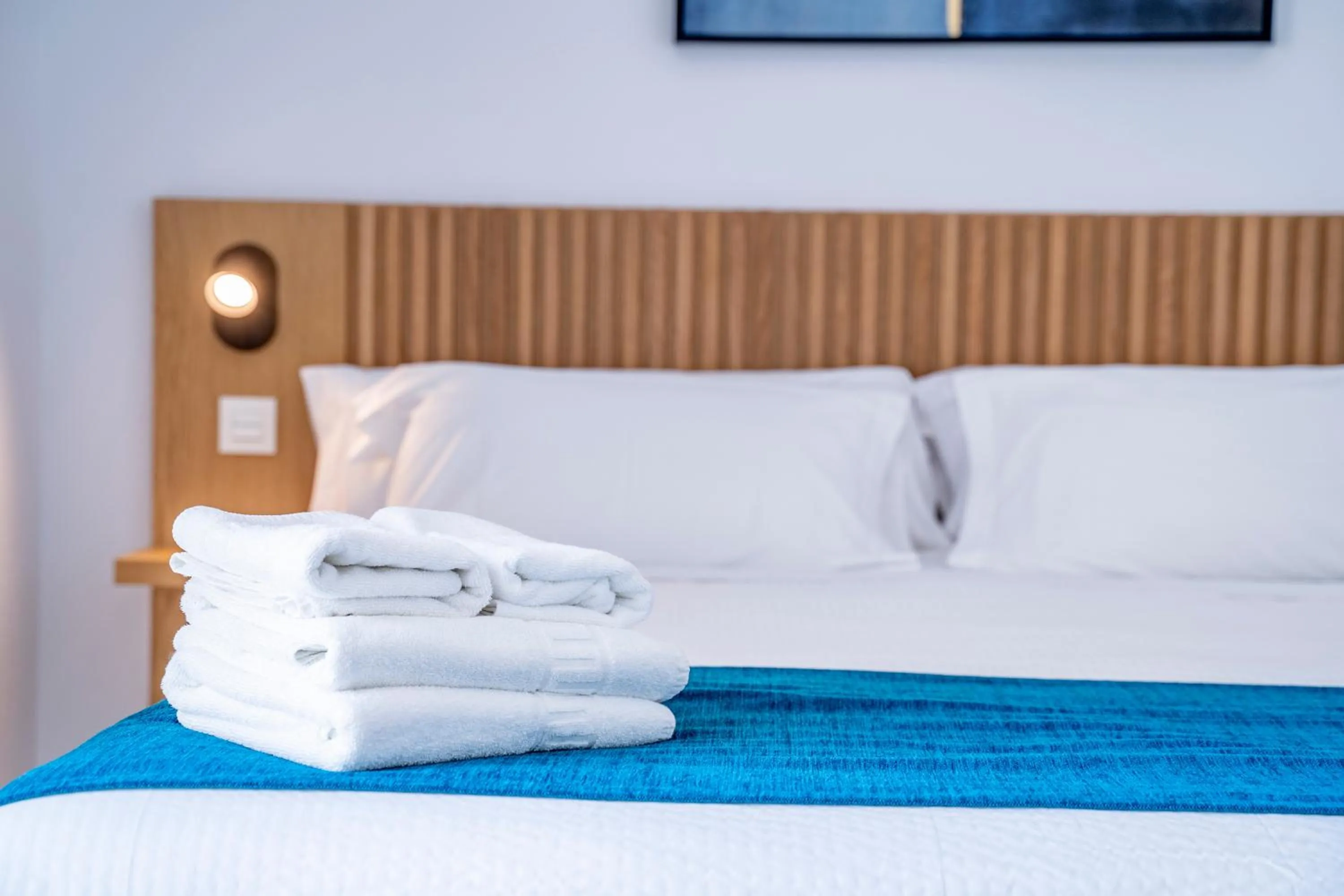 Bed in Aqua Apartments Bellamar, Marbella