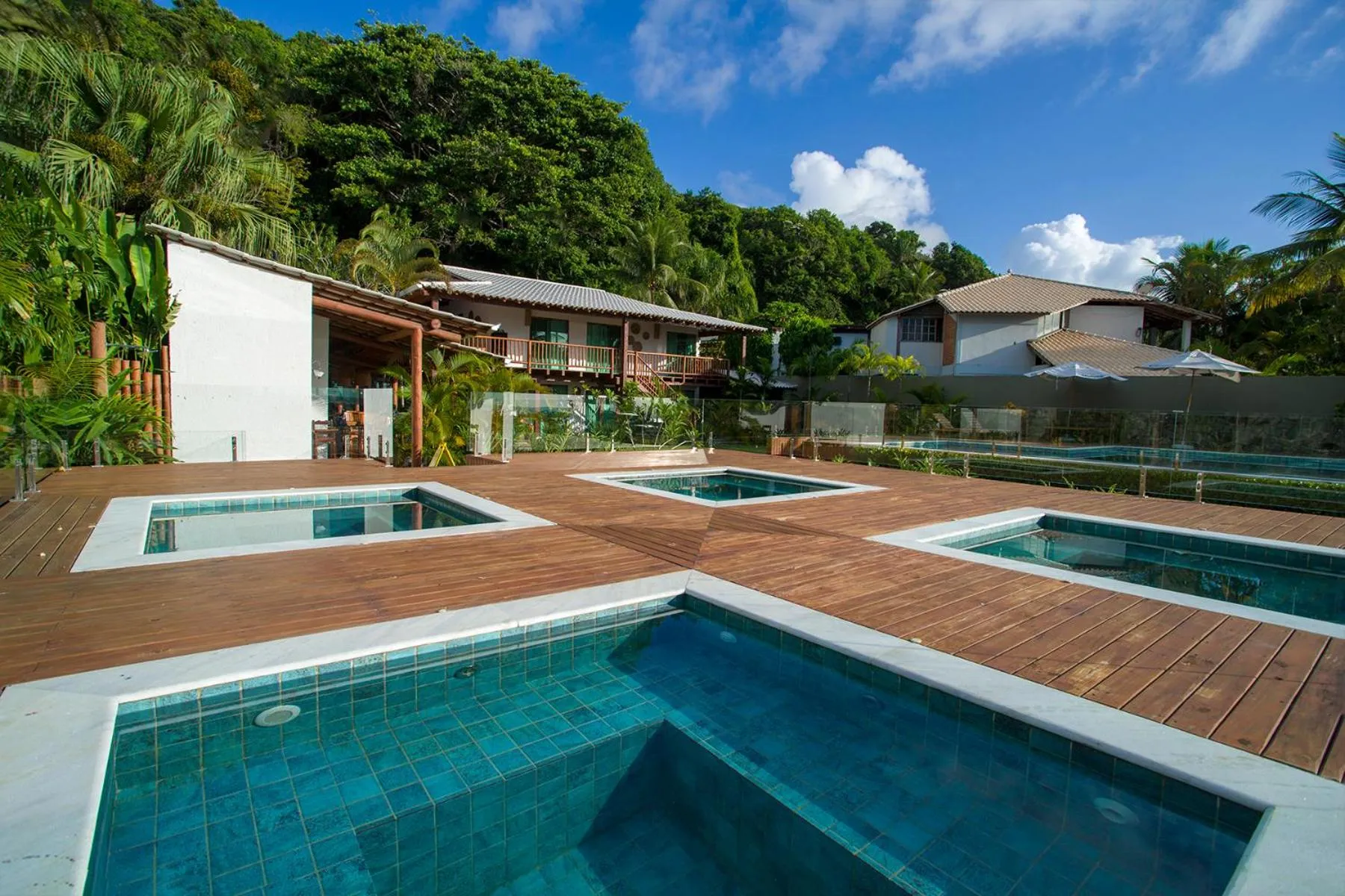 Property building in Tropical Beach