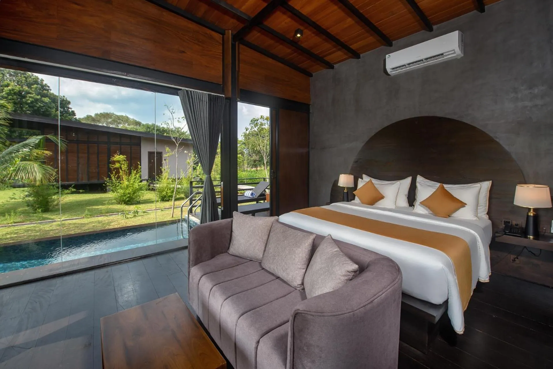 Garden, Bed in Atha Resort