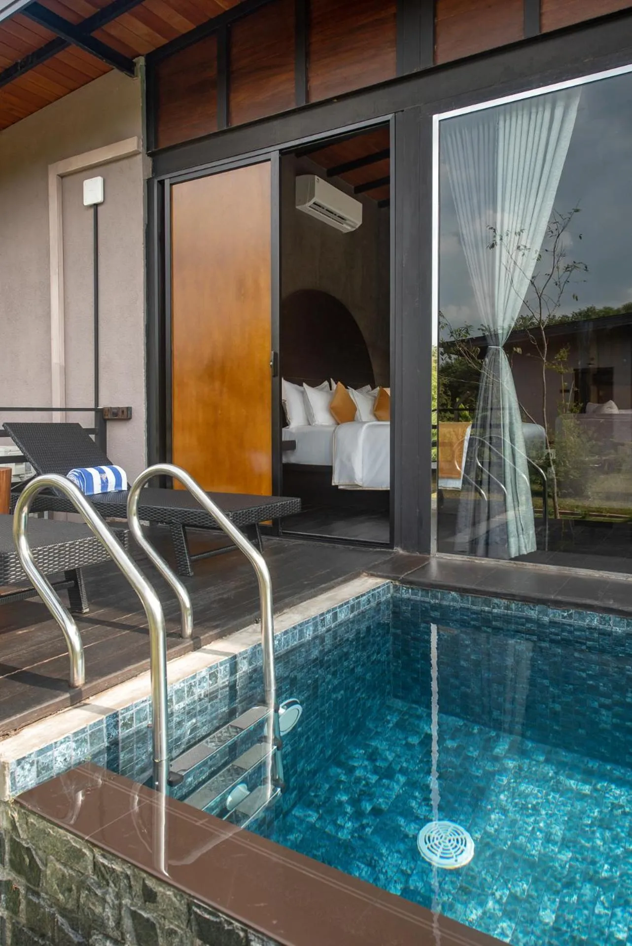 Swimming pool in Atha Resort