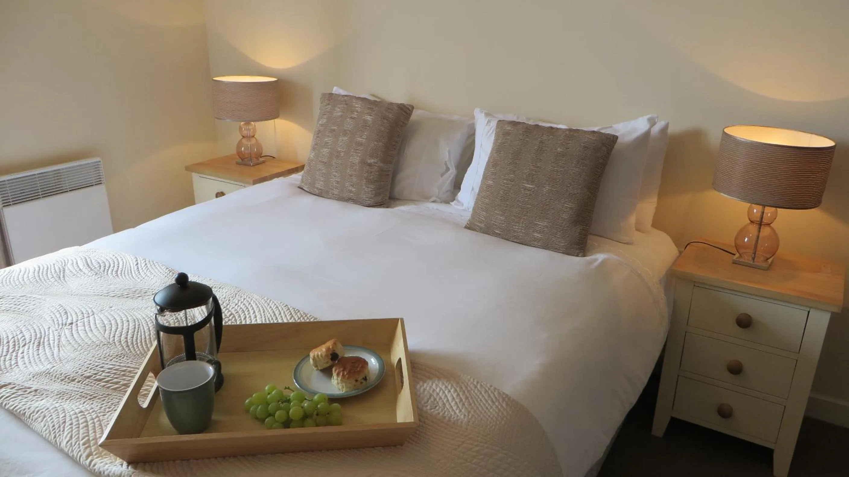 Bed in Citystay Living- Warren Close