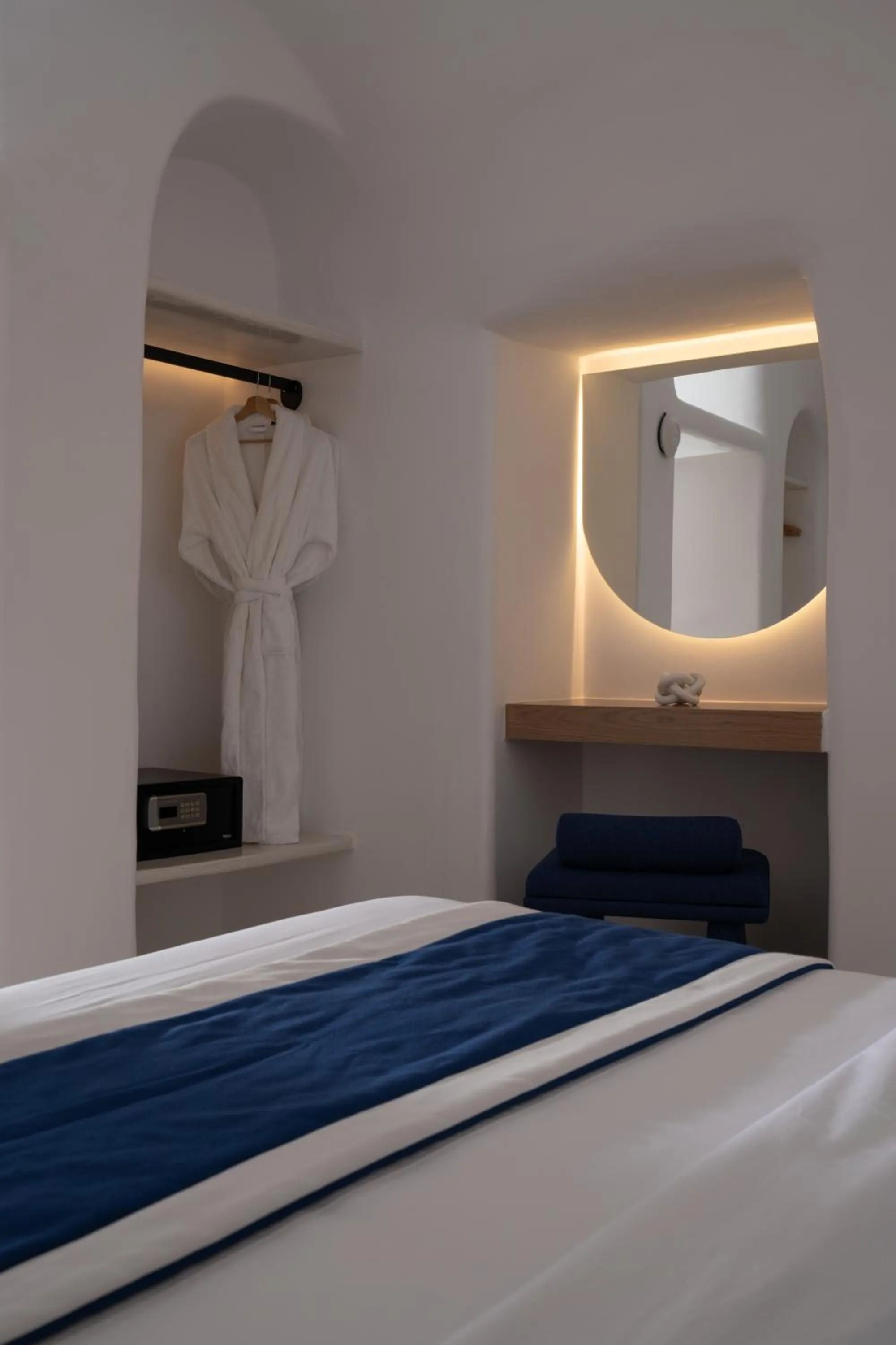 Bedroom, Bed in U & ME SUITES