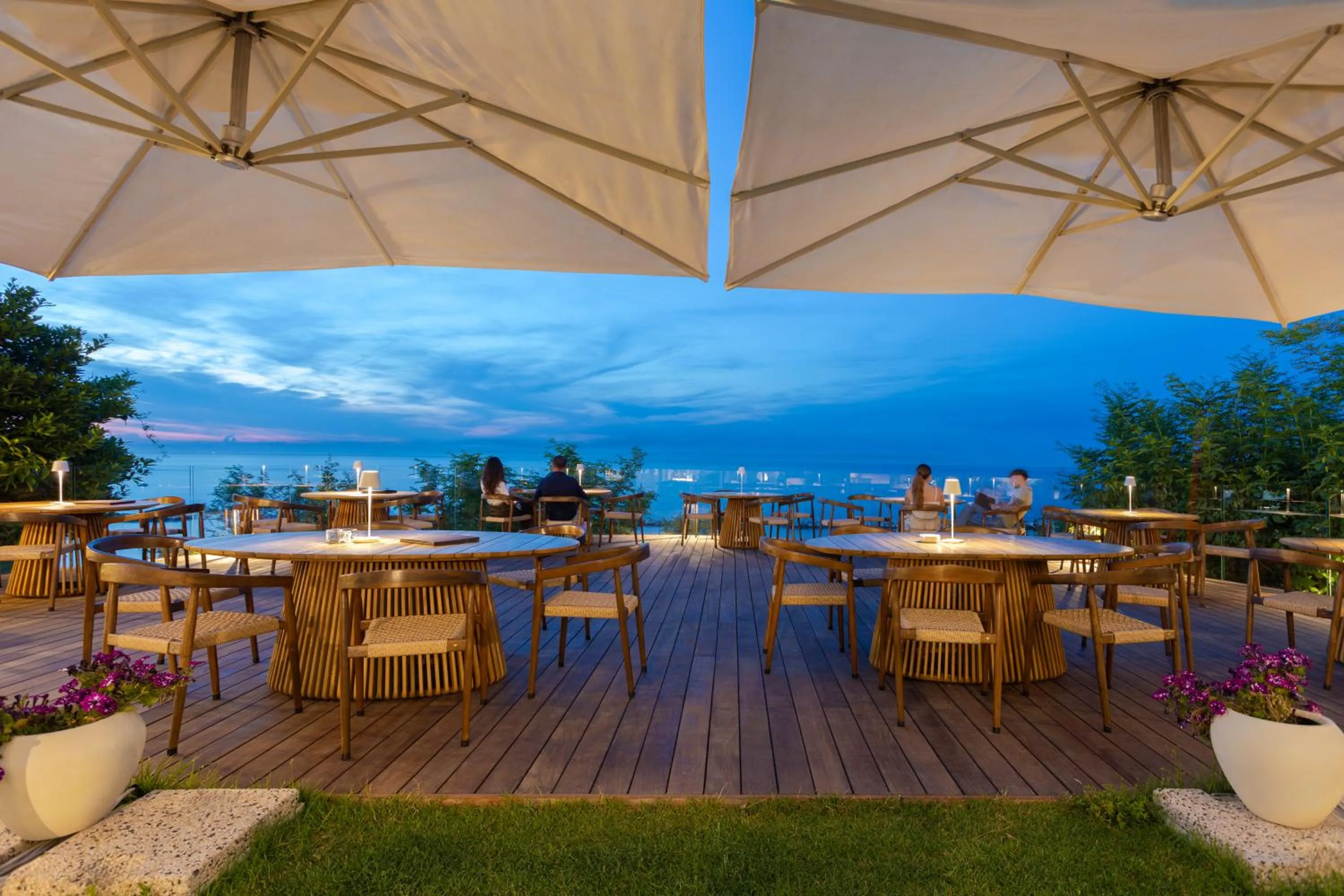 Balcony/Terrace in Hotel Sans Souci