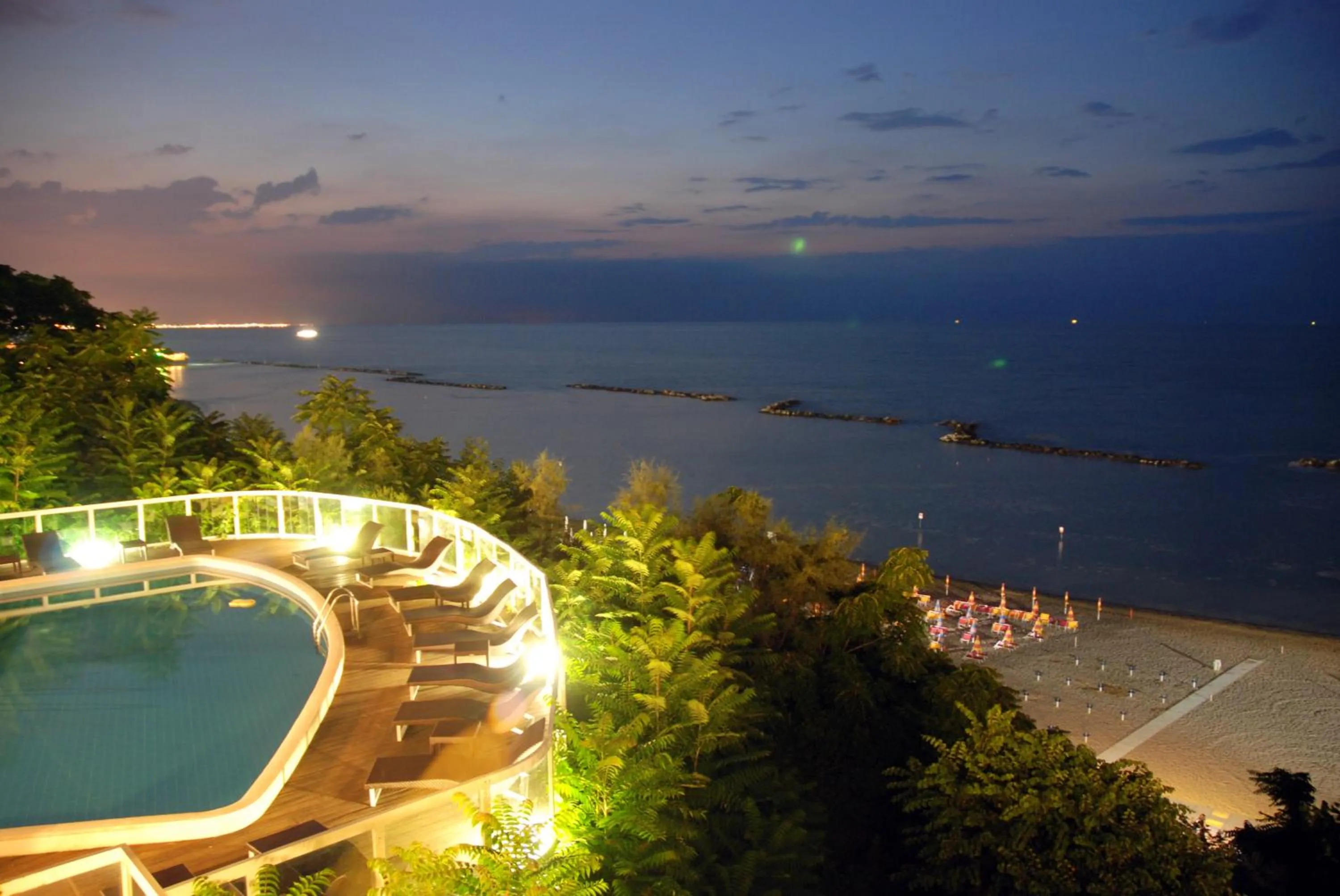 Pool view in Hotel Sans Souci