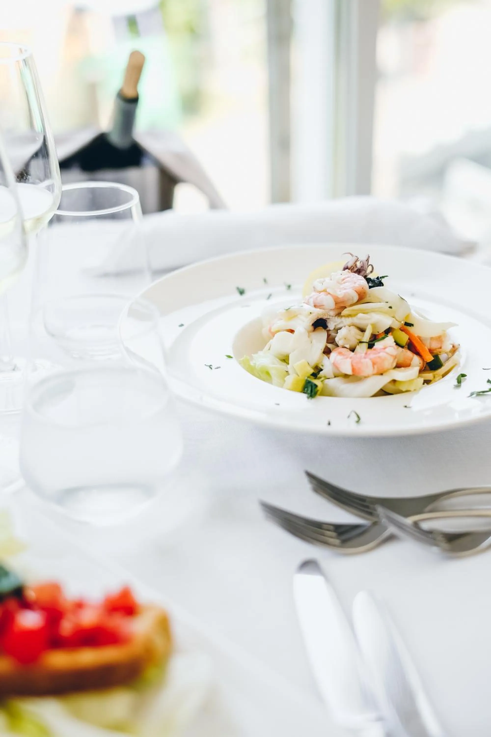 Restaurant/places to eat in Hotel Sans Souci