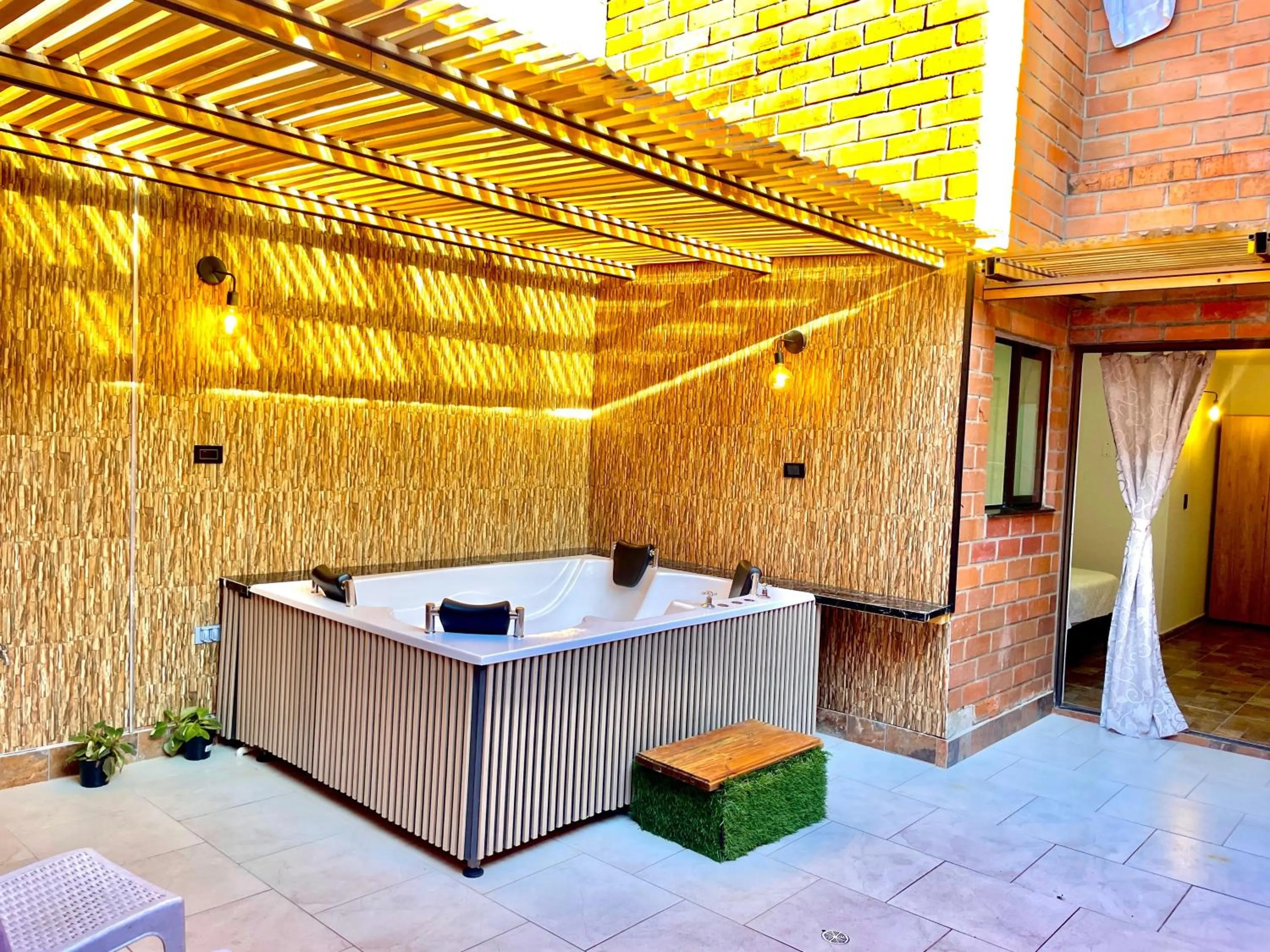 Patio in Hotel Torre Primavera