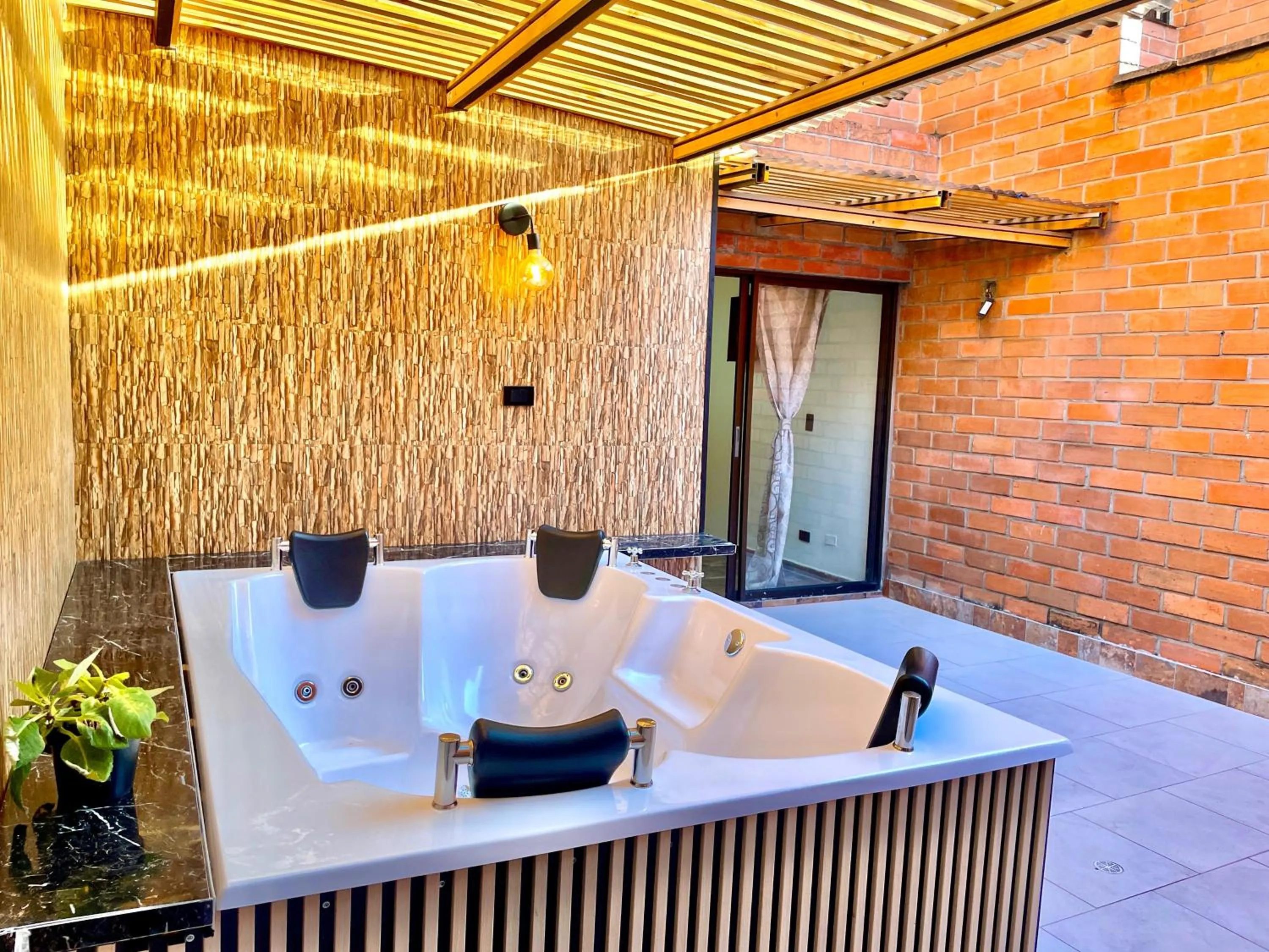 Patio in Hotel Torre Primavera