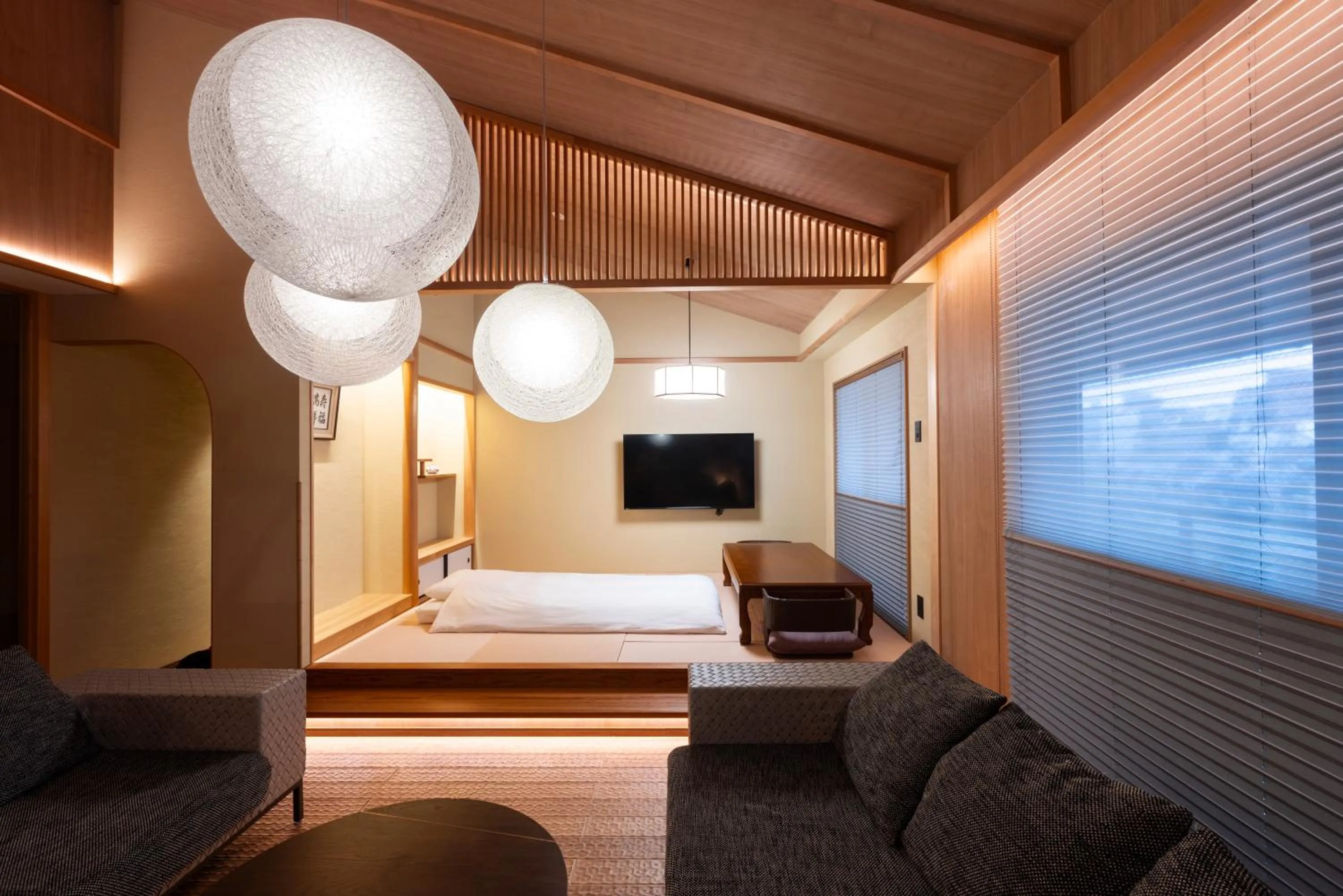 Photo of the whole room, Bed in Rinn Gion Shirakawa