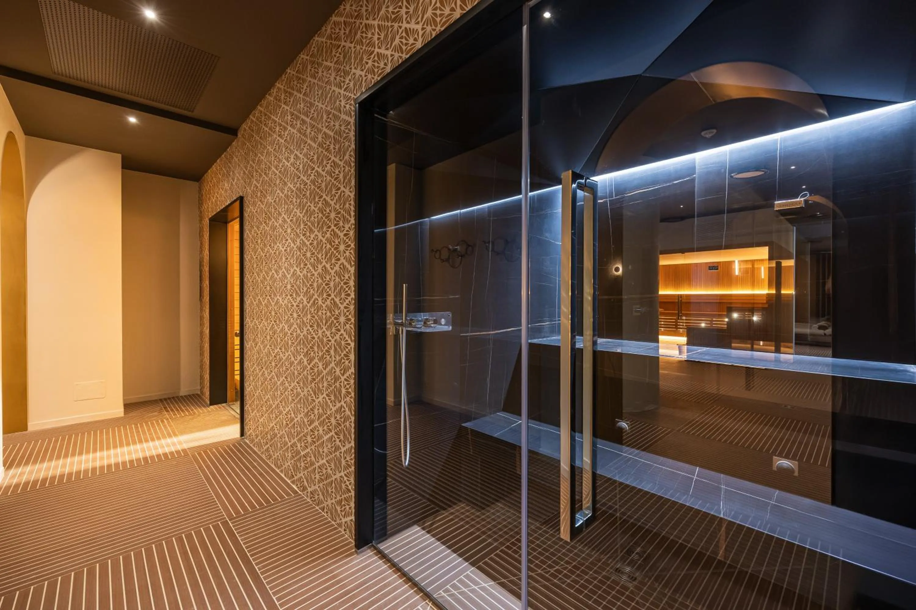 Hotel Boffenigo - The Golden Hour