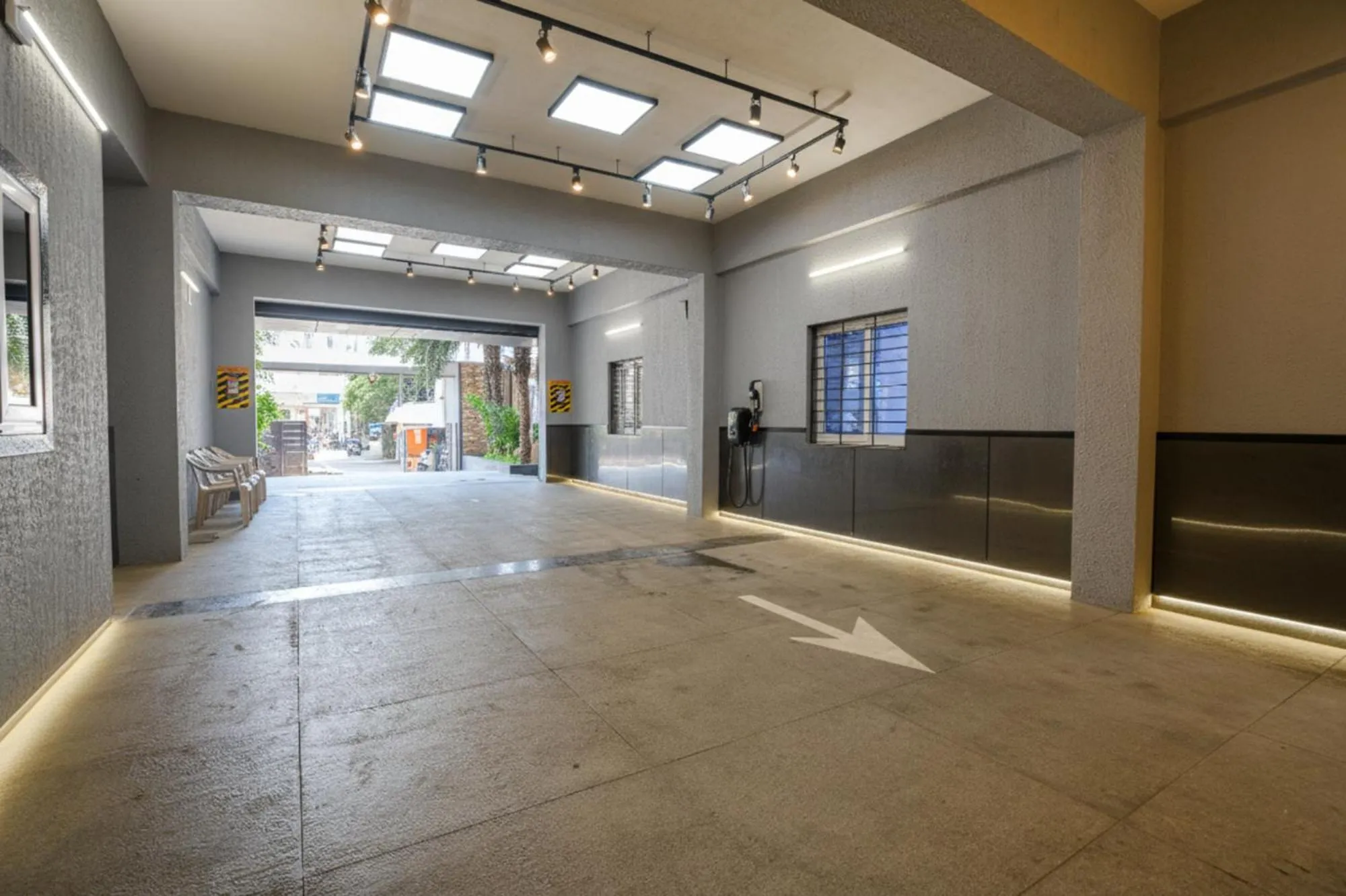 Parking in FabHotel Vijaylakshmi Stay Inn - Nr Chennai International Airport