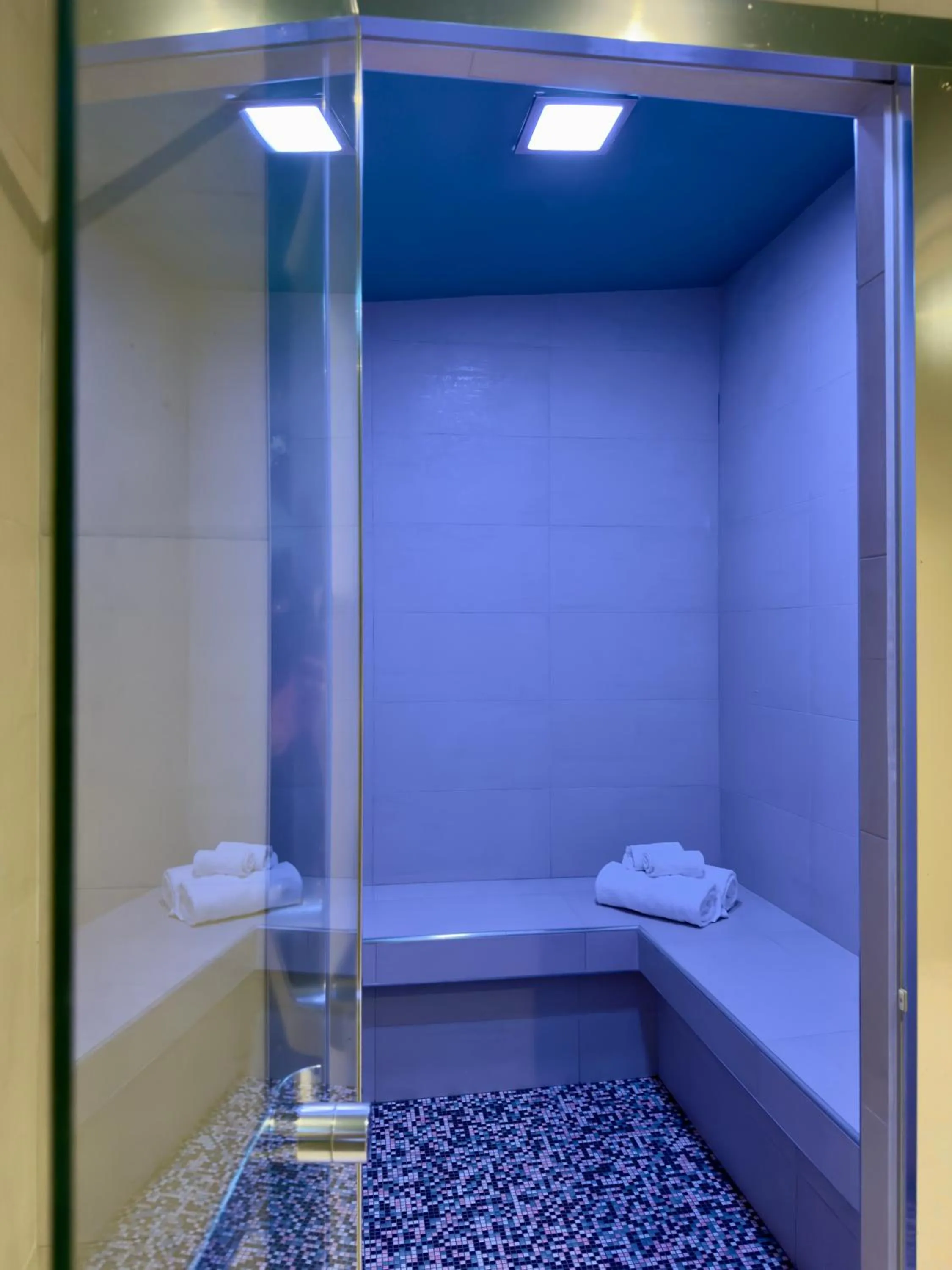 Property building in Hotel Palace