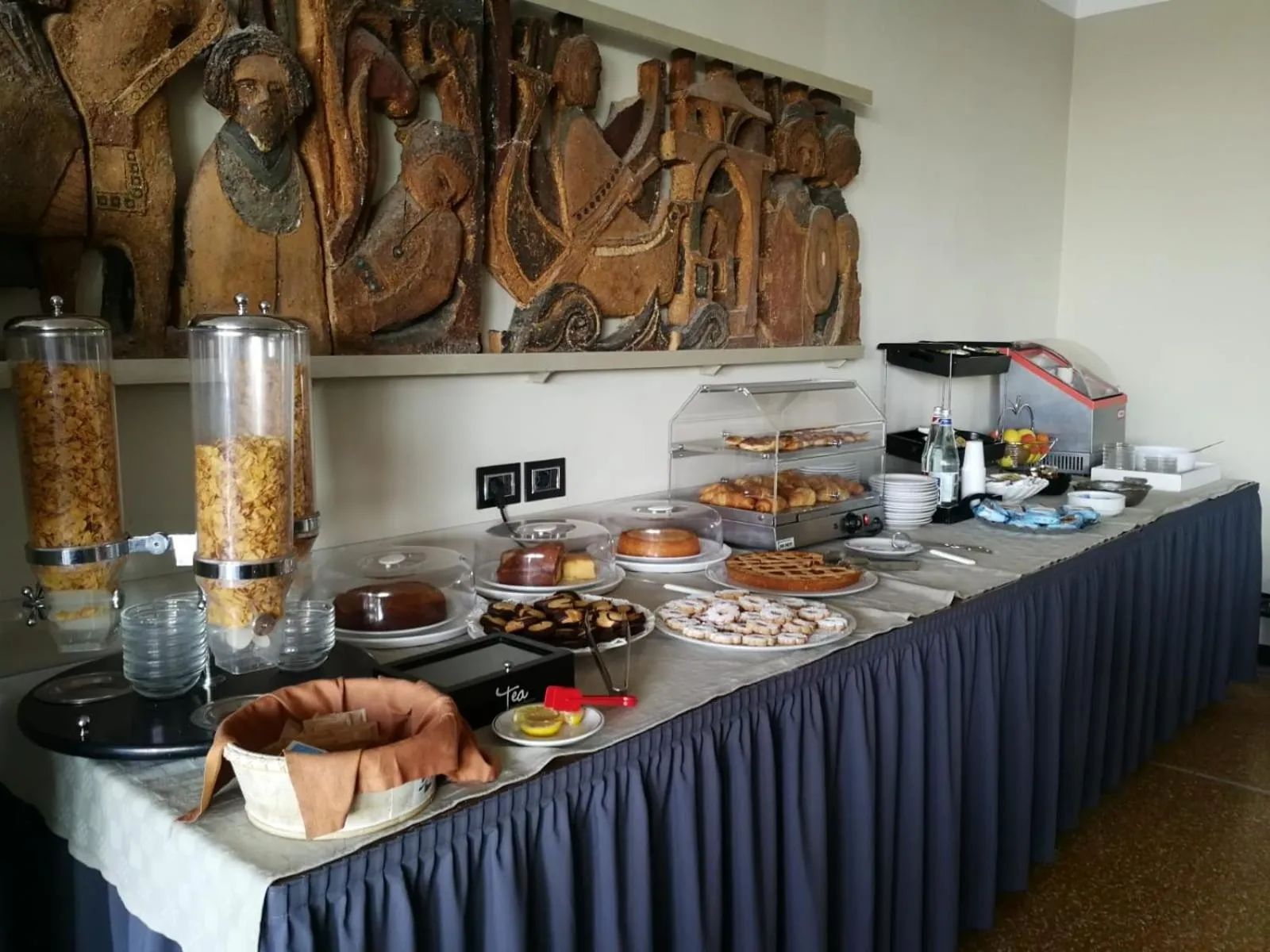 Food and drinks in Hotel Palace