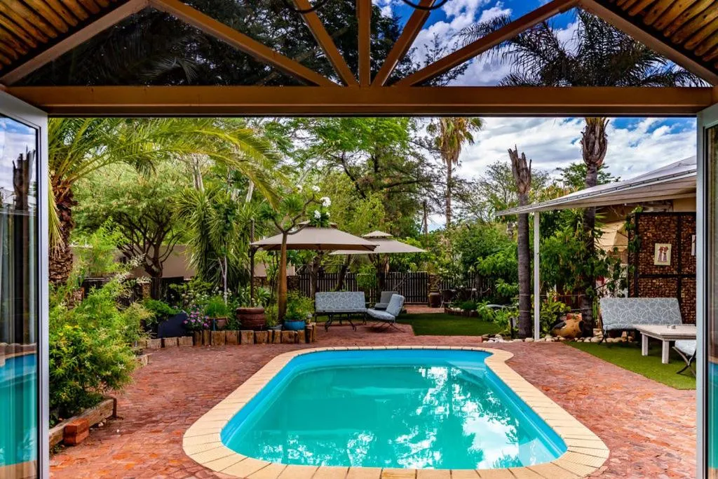 Swimming pool in Londiningi Guesthouse