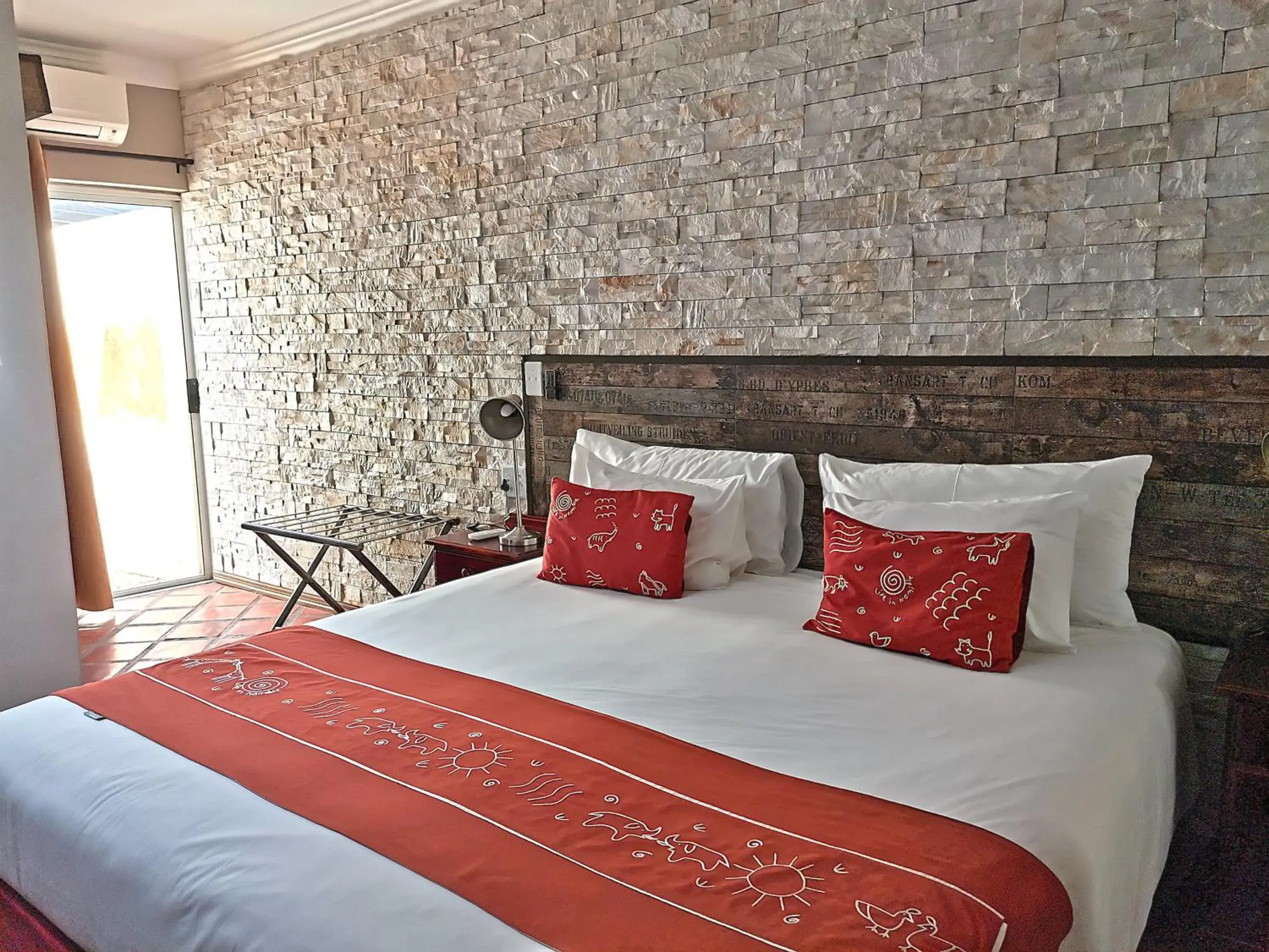 Standard Double or Twin Room - single occupancy in Londiningi Guesthouse Standard Double or Twin Room - single occupancy in Londiningi Guesthouse