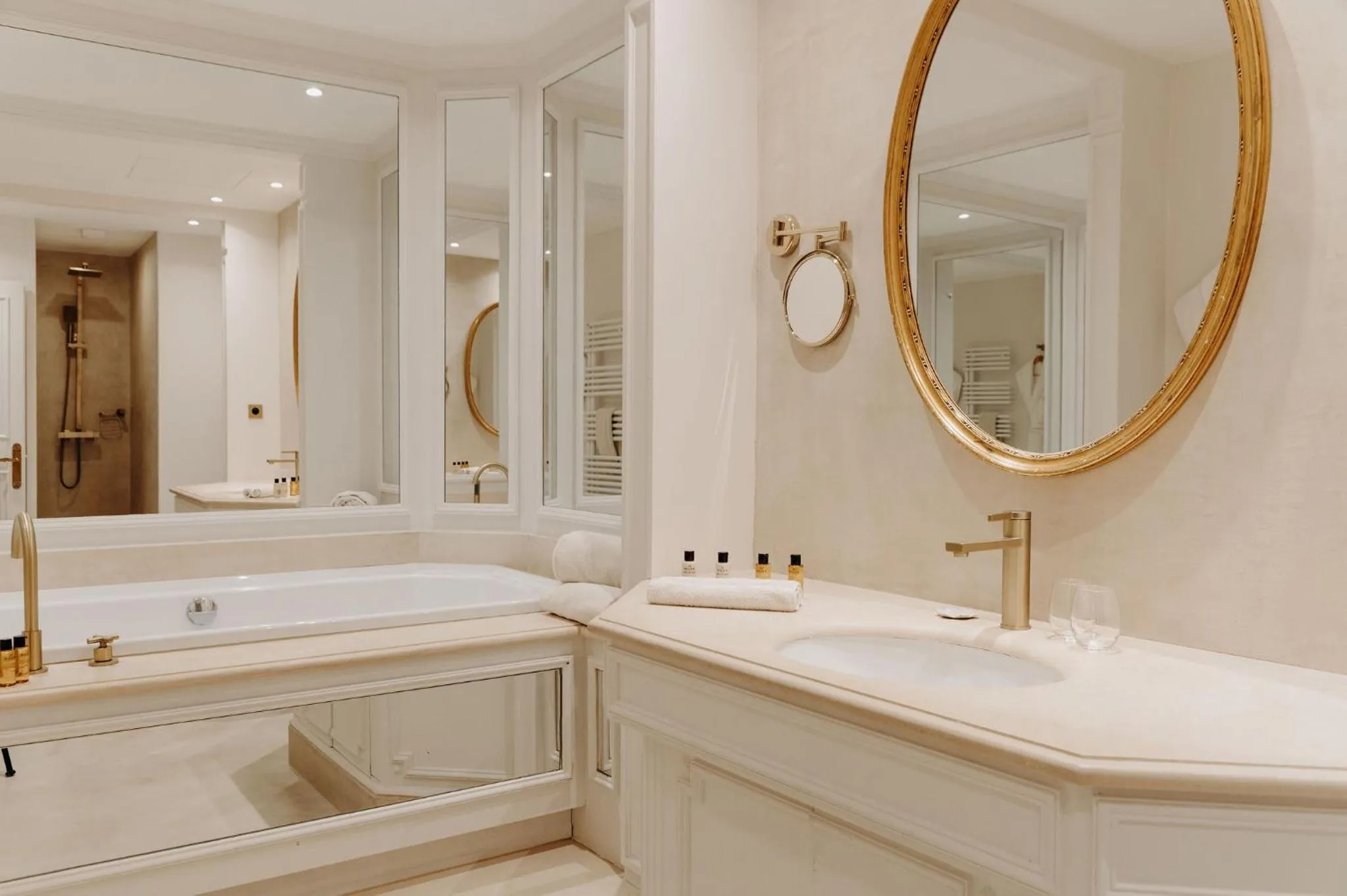 Bathroom in Domaine de Rochebois & Spa Nuxe