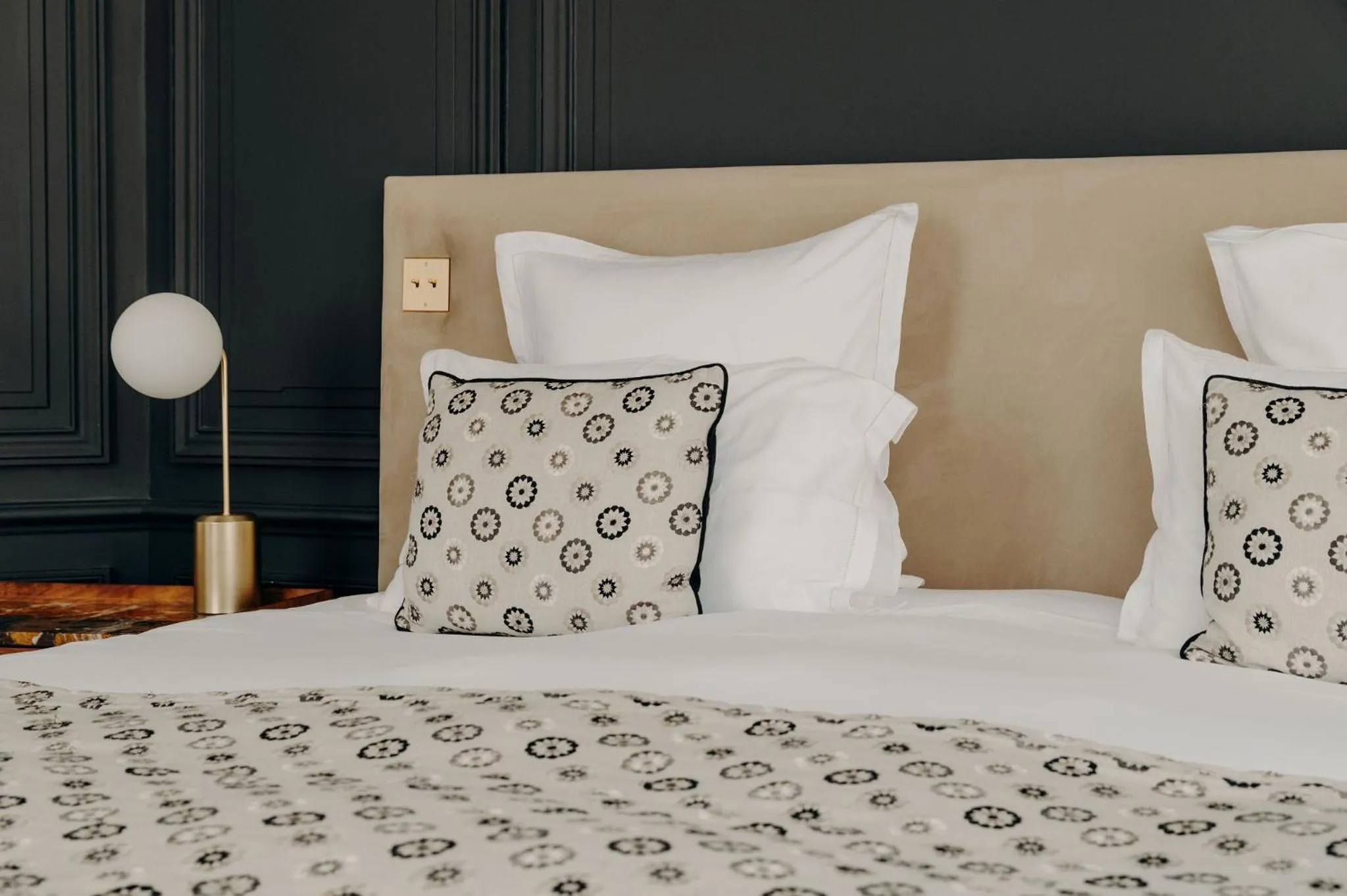 Bedroom, Bed in Domaine de Rochebois & Spa Nuxe