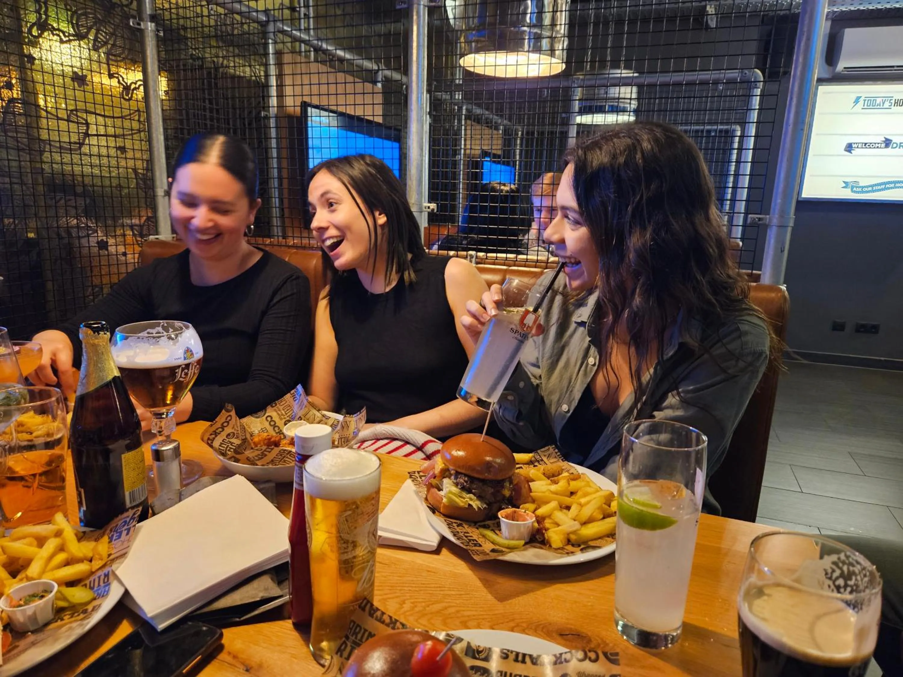 Restaurant/places to eat in St Christopher's Inn Vienna