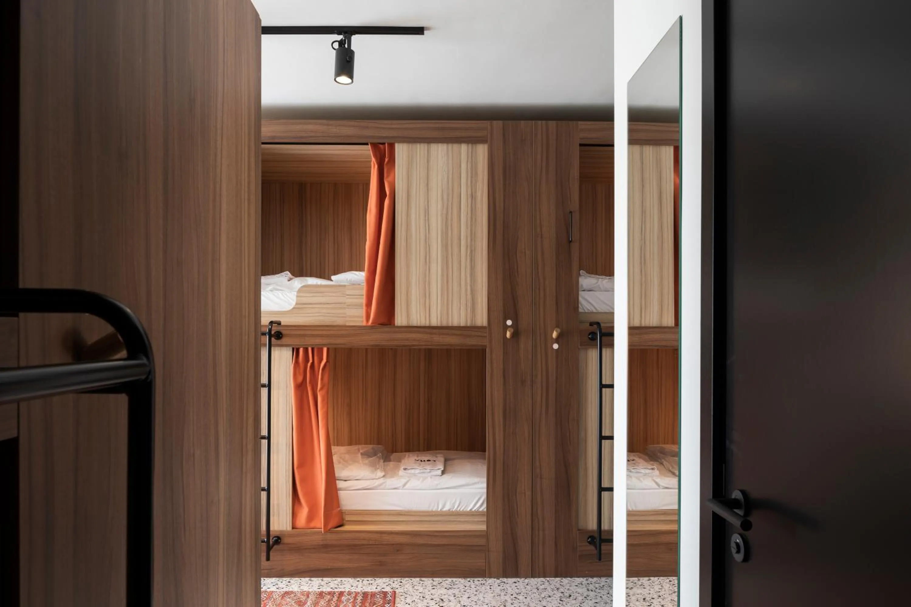 bunk bed, Bed in YUST Liege