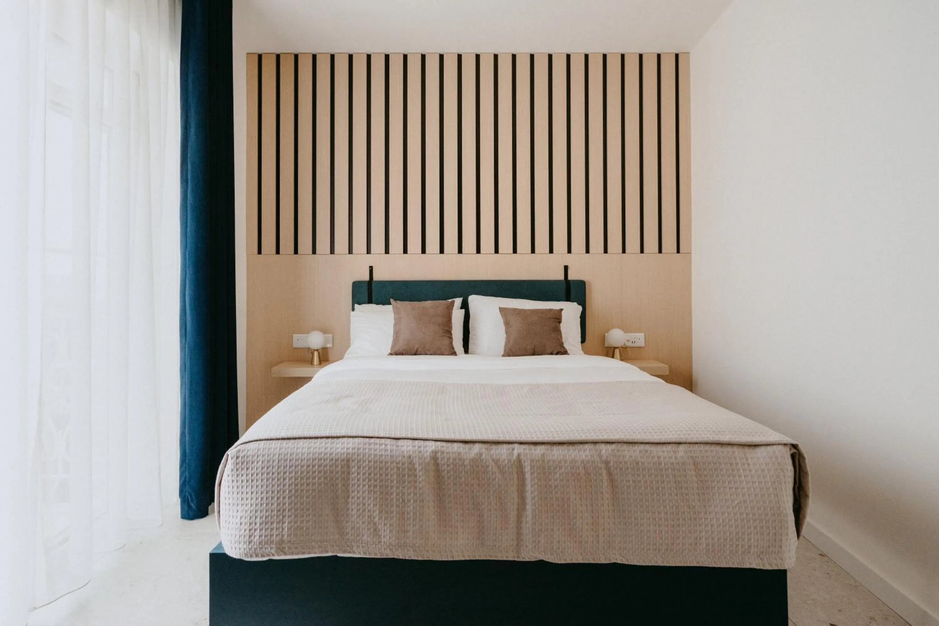 Bed in Townhouse17 Boutique Bed & Breakfast