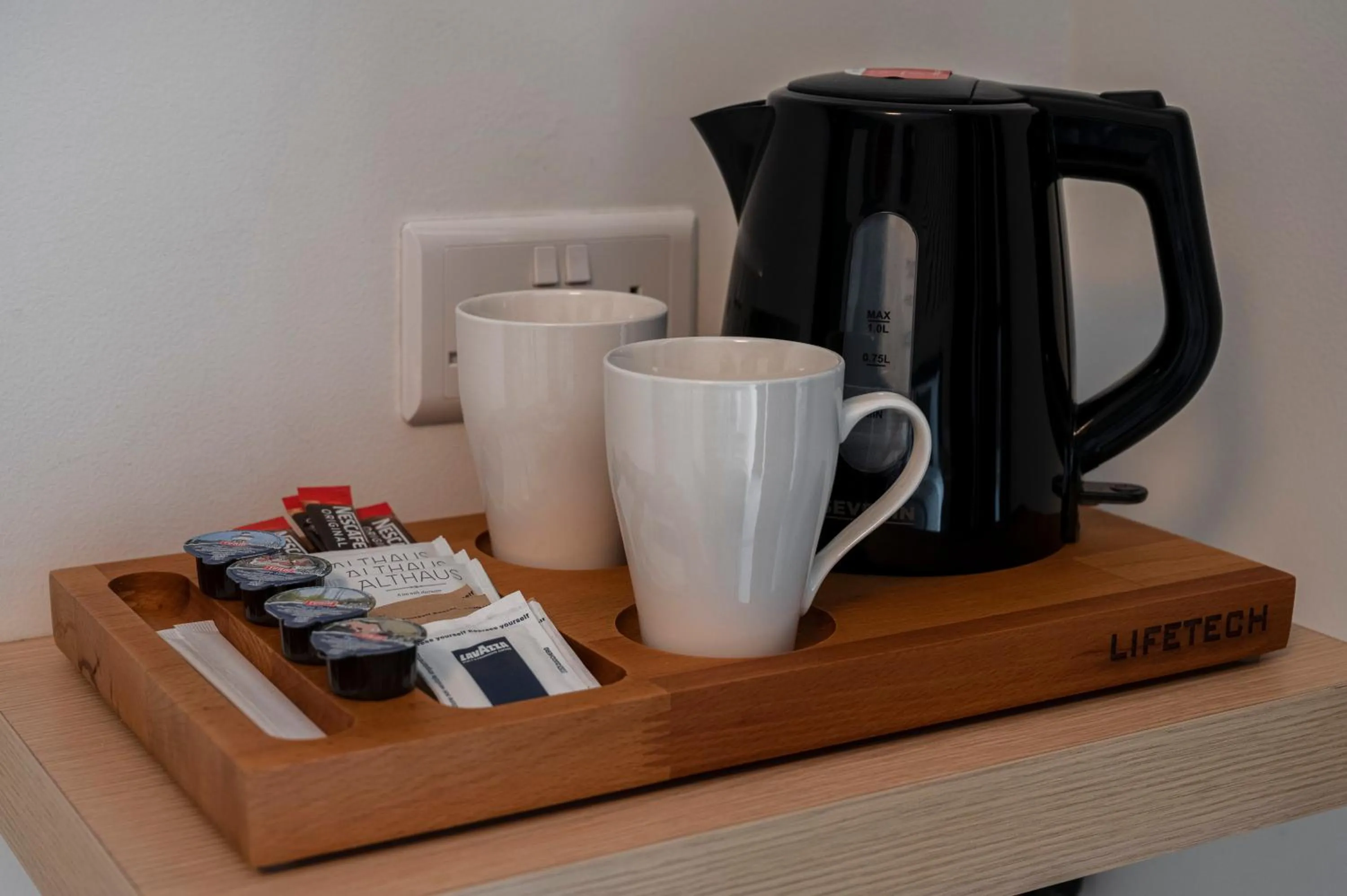 Coffee/tea facilities in Townhouse17 Boutique Bed & Breakfast
