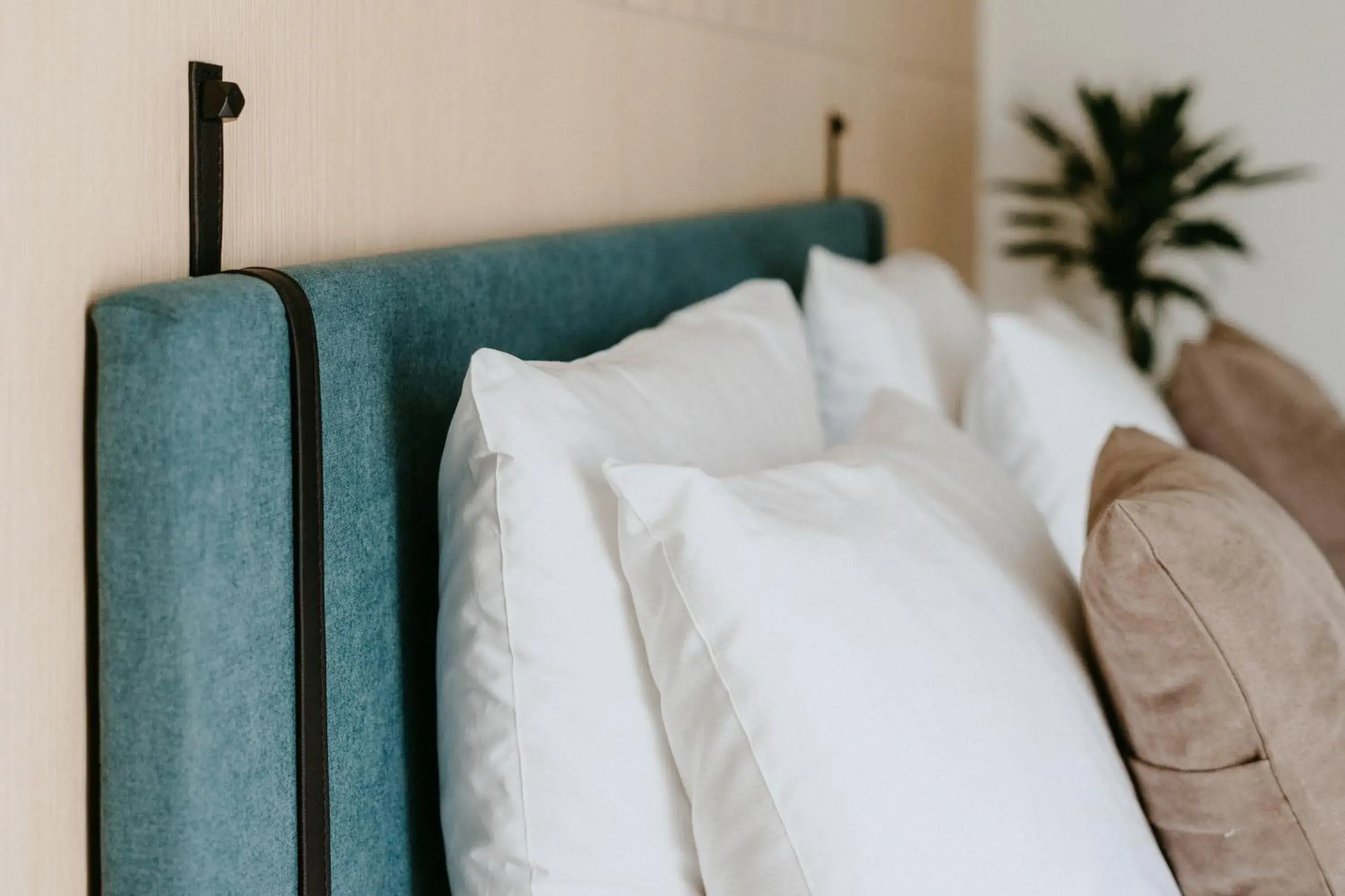 Queen Room with Balcony in Townhouse17 Boutique Bed & Breakfast Queen Room with Balcony in Townhouse17 Boutique Bed & Breakfast