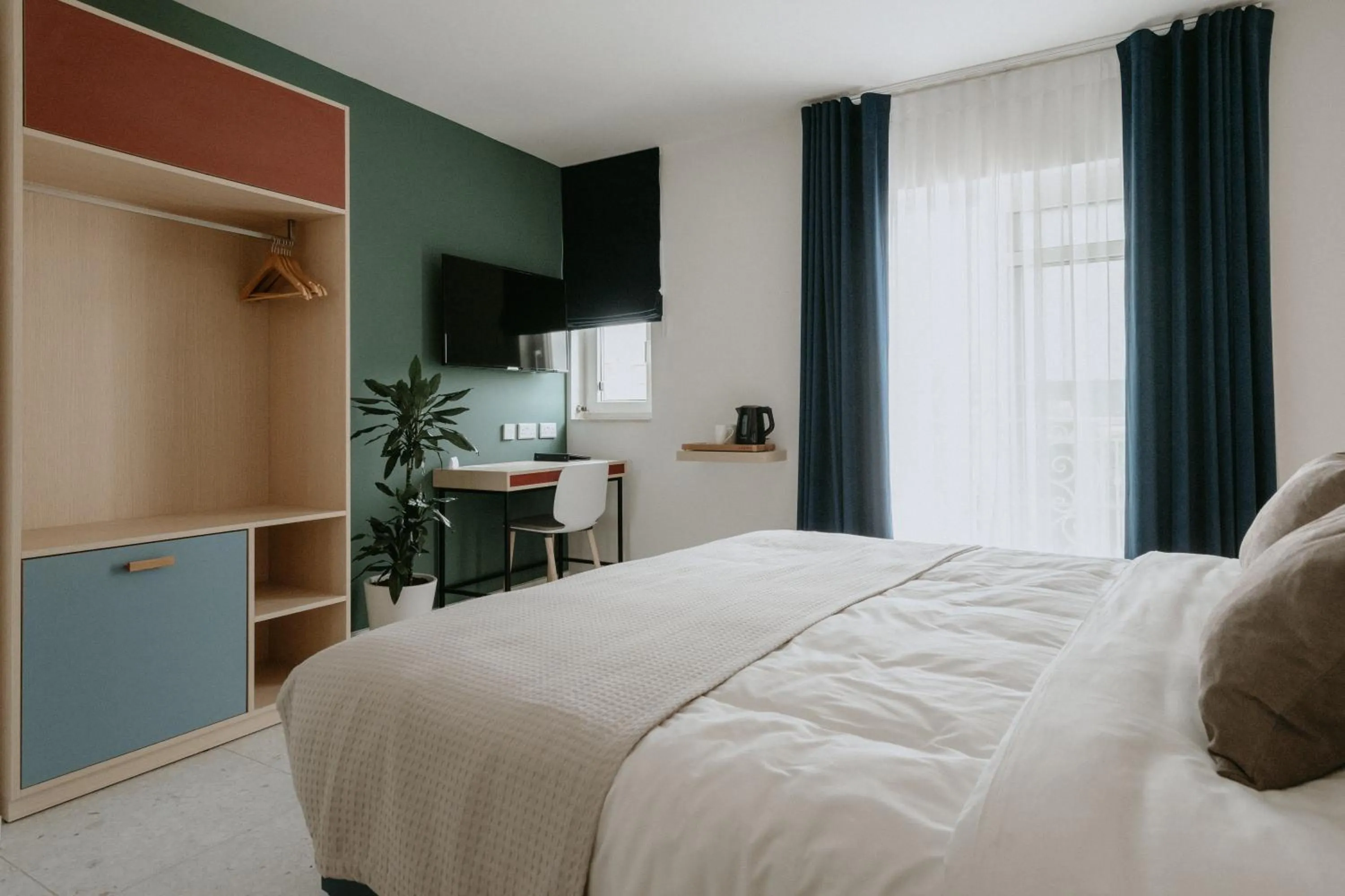 Bed in Townhouse17 Boutique Bed & Breakfast