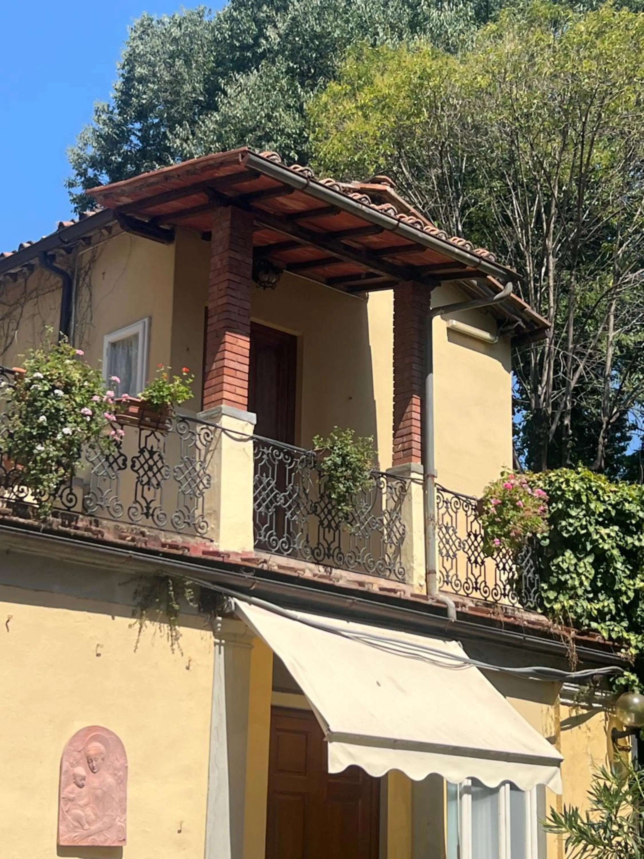 Property building in Hotel Villa Liana