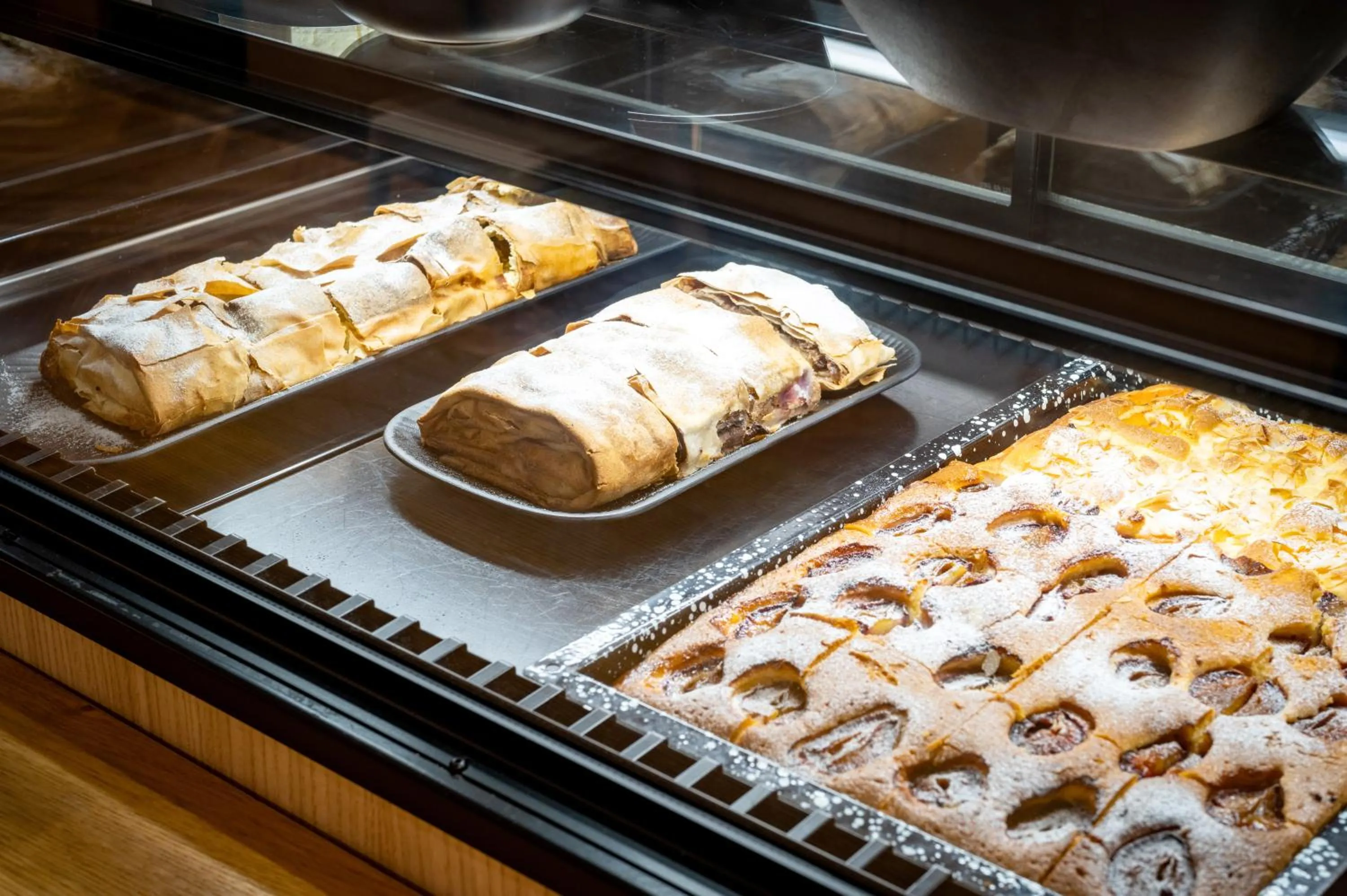 Restaurant/places to eat in Platzhirsch Kufstein