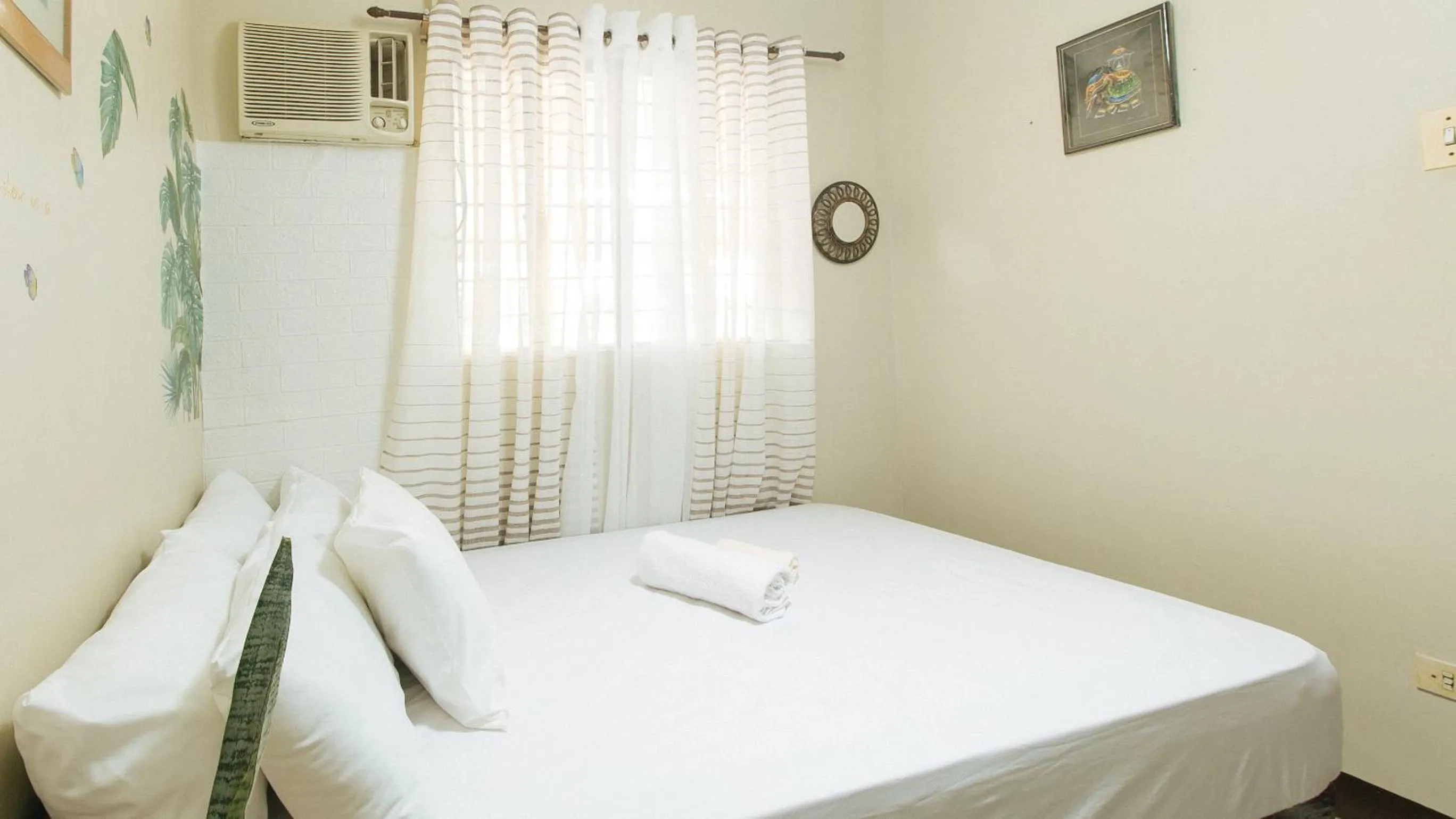 Bedroom, Bed in Jb's Transient House