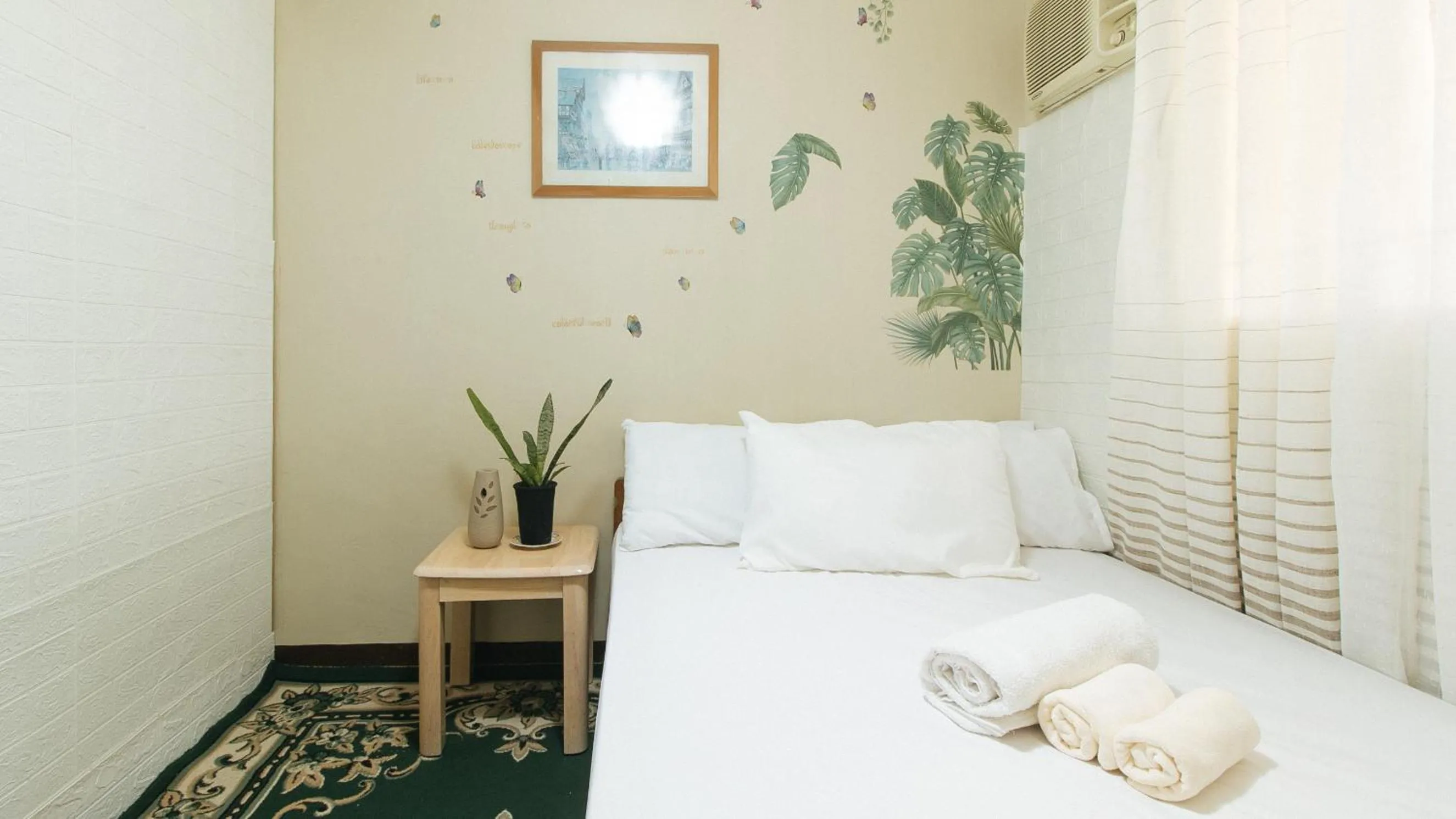 Bed in Jb's Transient House