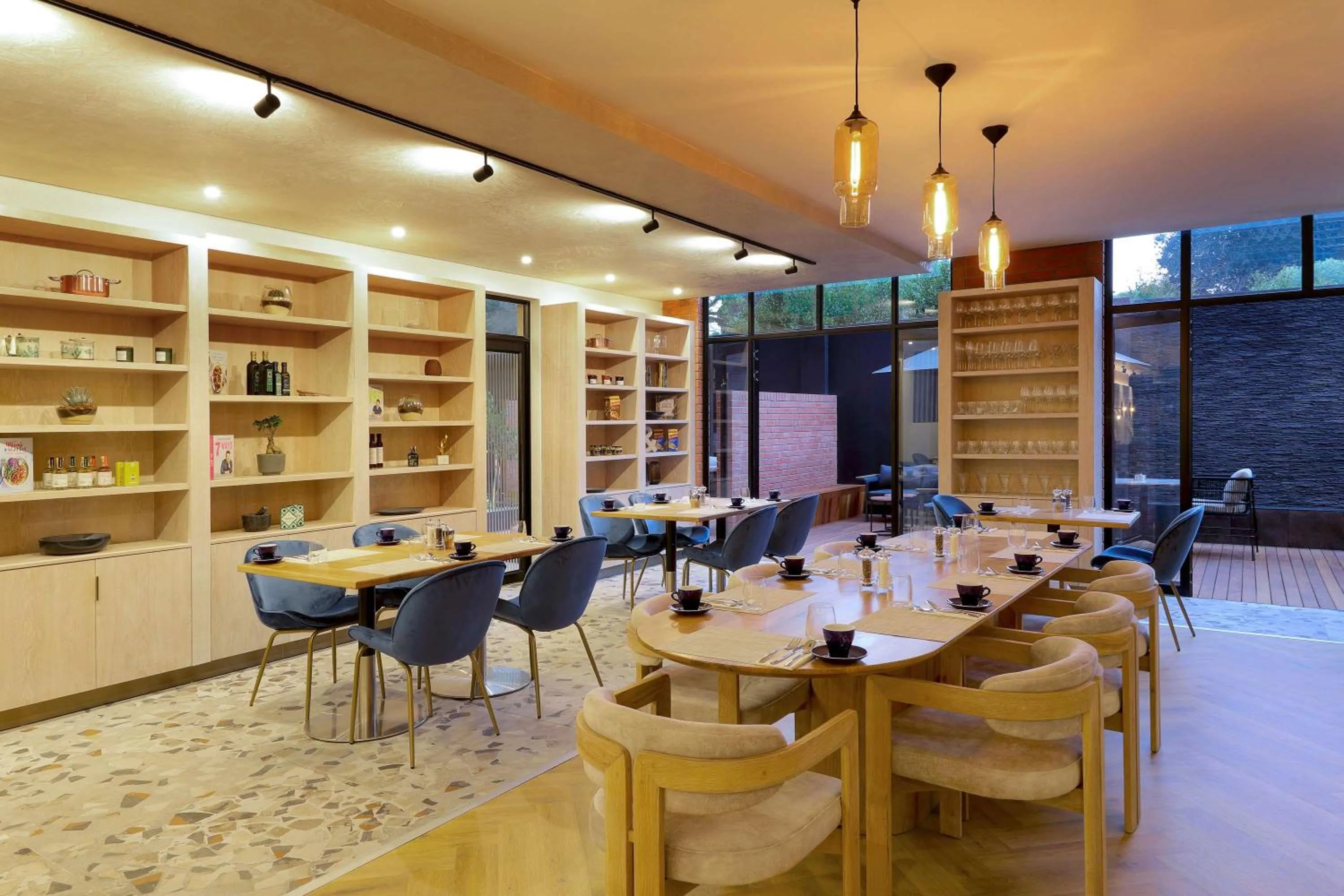 Restaurant/places to eat in Hyatt House Johannesburg Rosebank