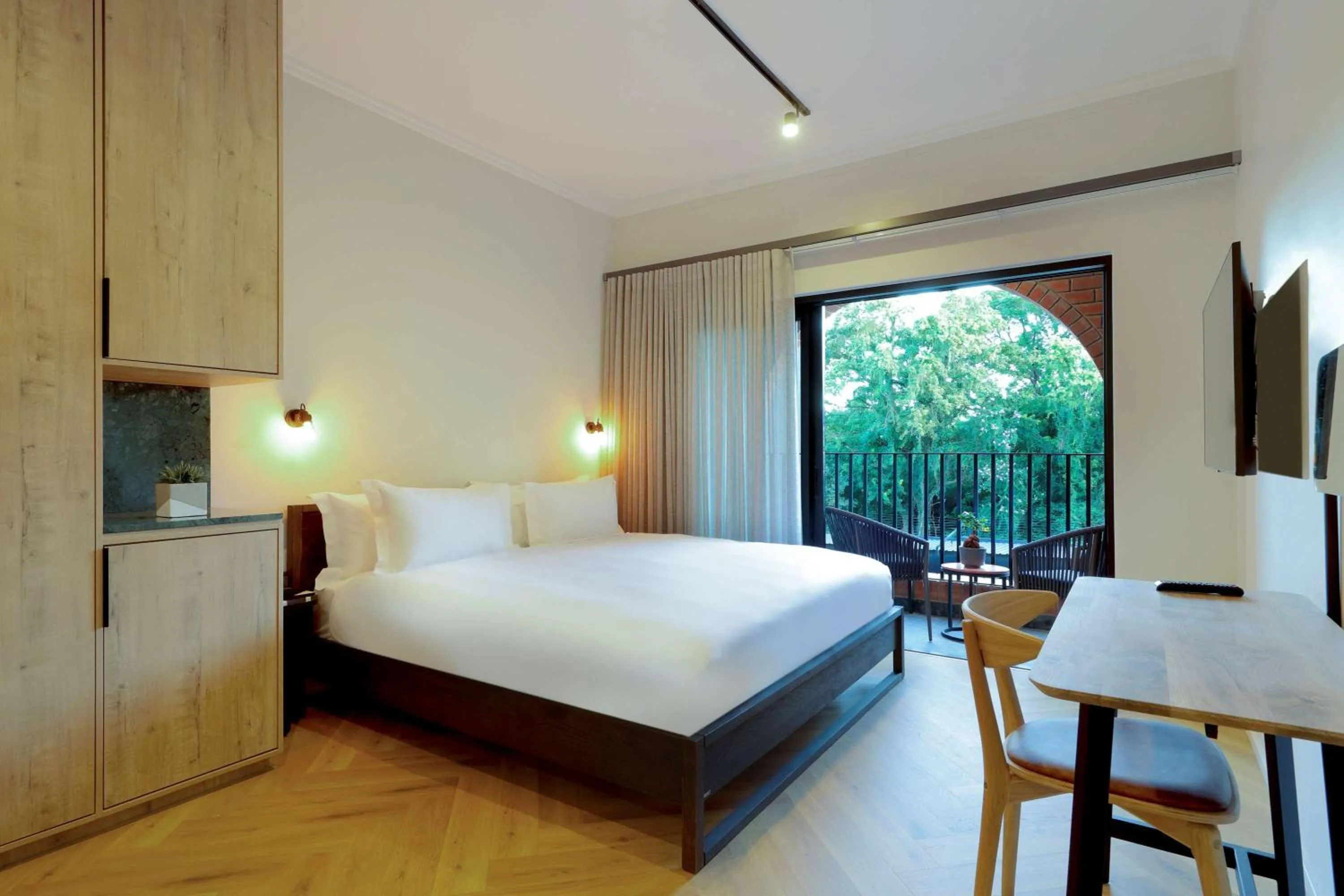 Bedroom, Bed in Hyatt House Johannesburg Rosebank