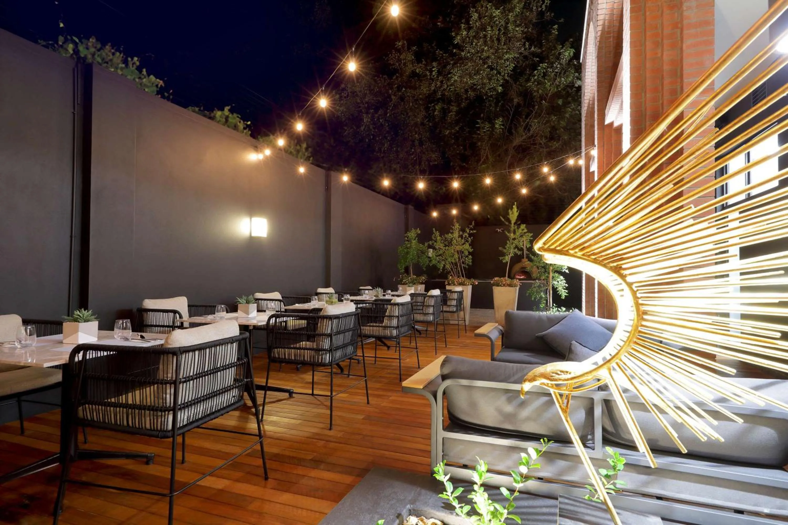 Restaurant/places to eat in Hyatt House Johannesburg Rosebank