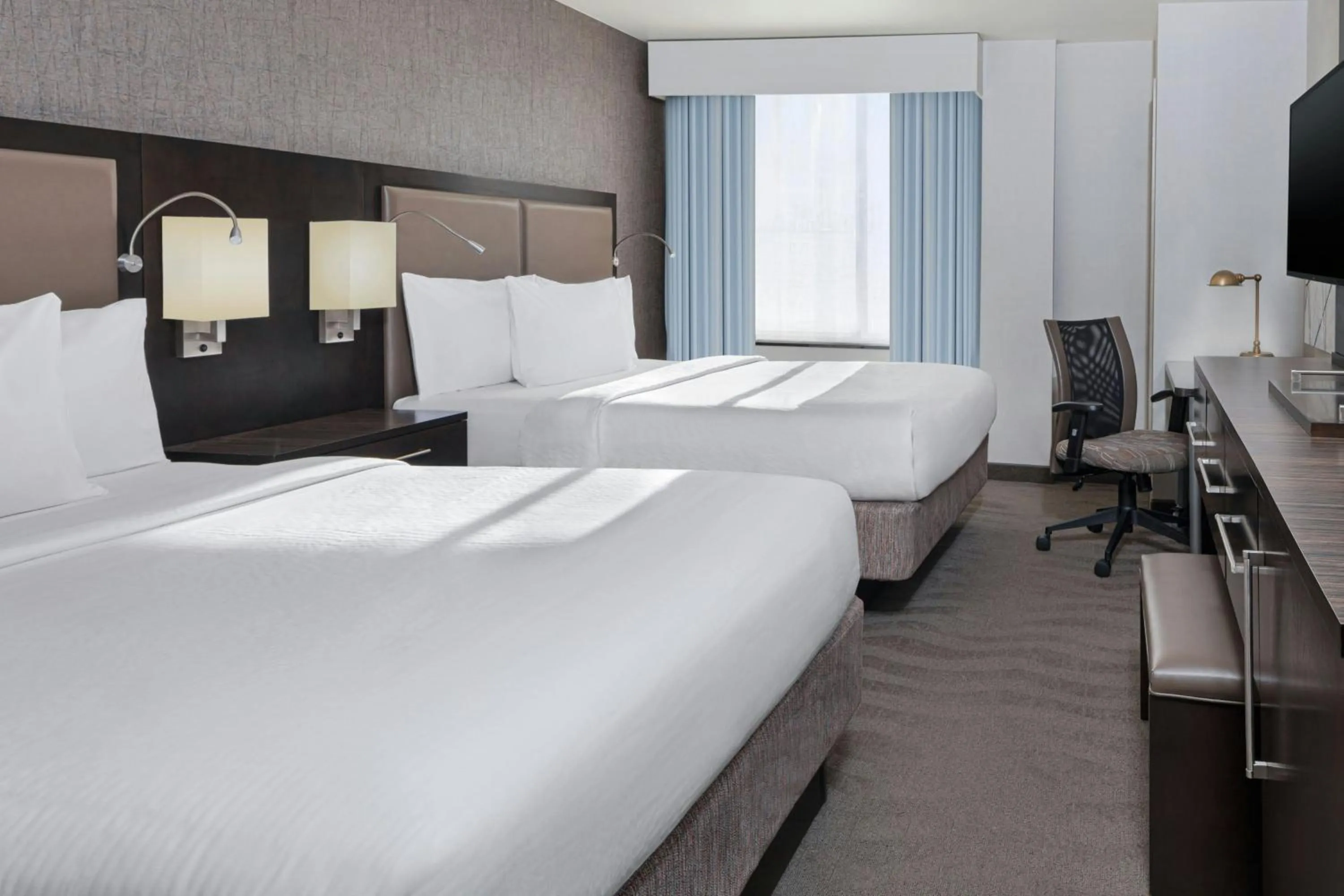 Bedroom, Bed in Fairfield Inn & Suites by Marriott New York Staten Island