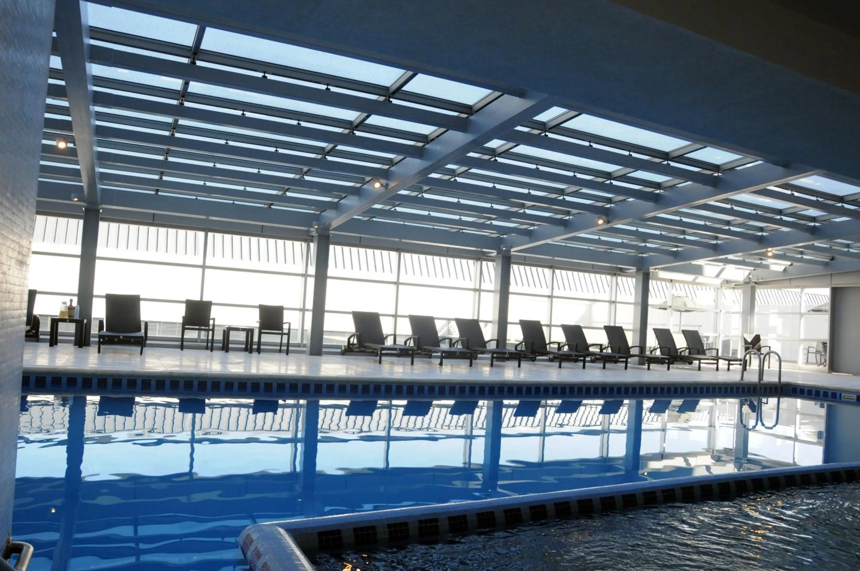 Swimming pool in Hilton Mendoza