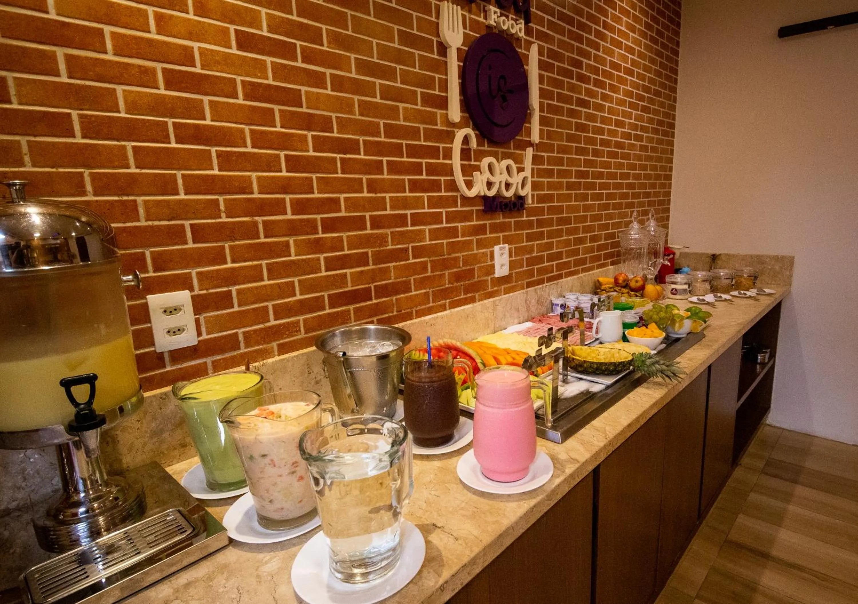 Breakfast in Diff Hotel - by Easy Hotéis