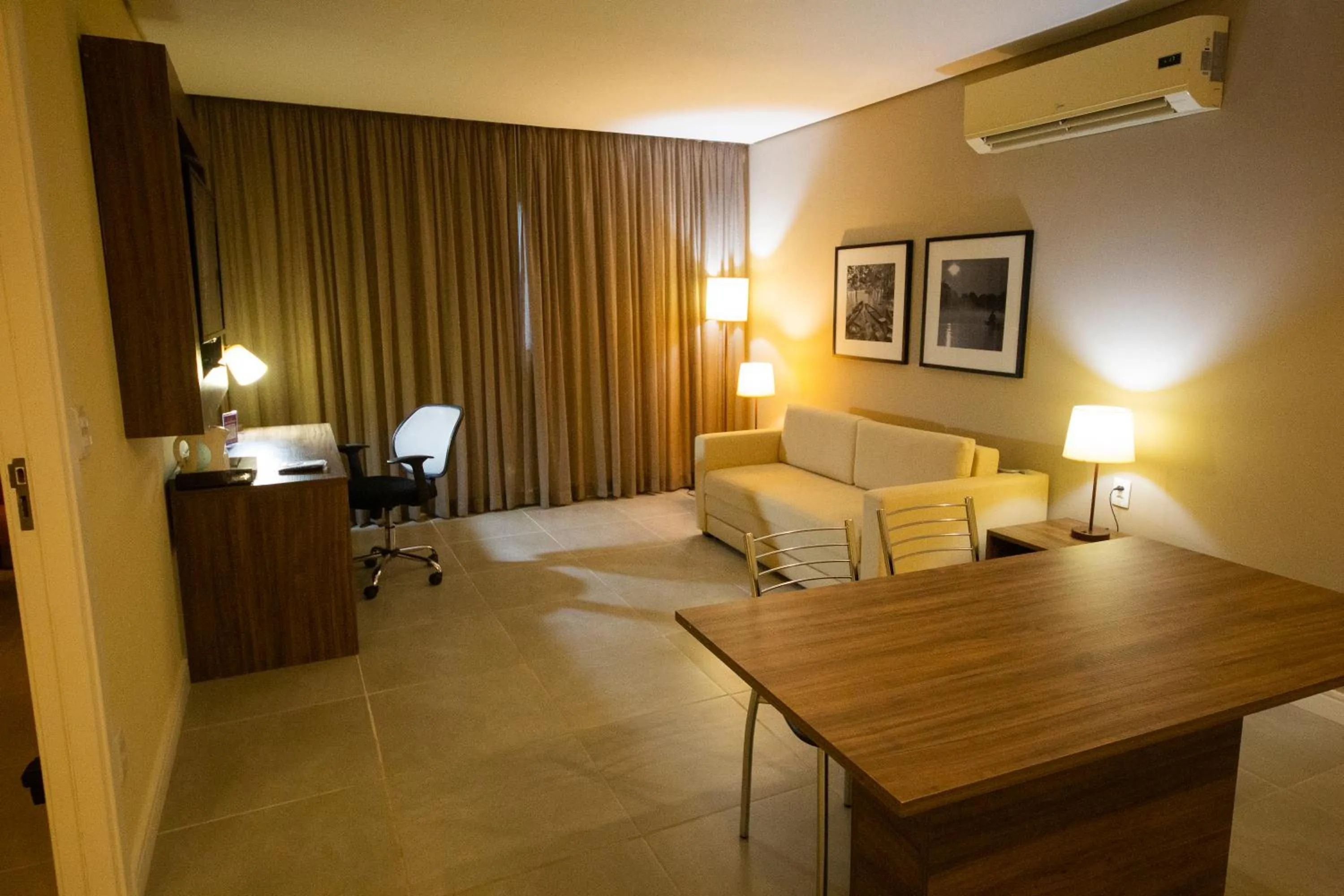 Living room in Diff Hotel - by Easy Hotéis