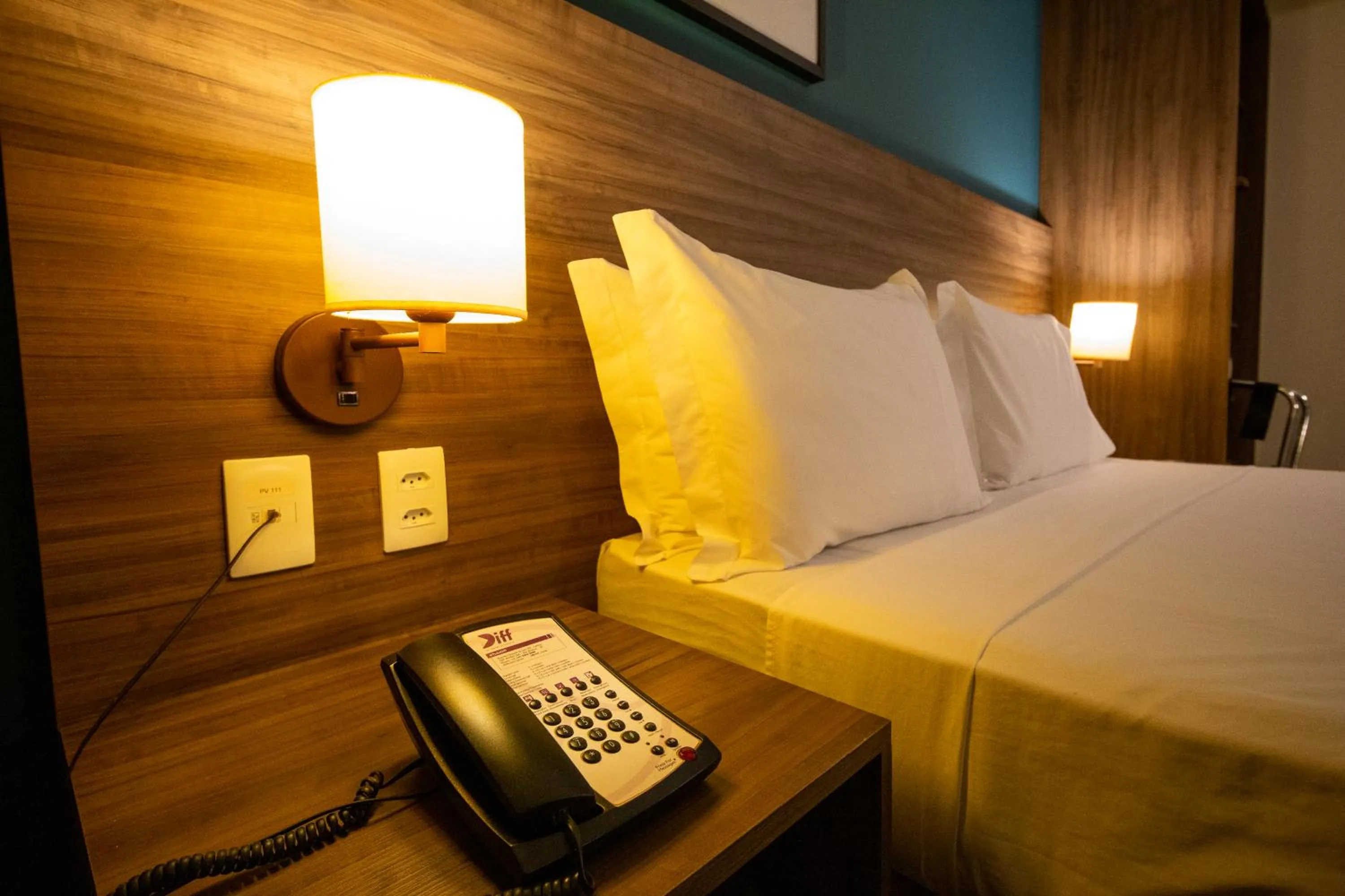 Bed in Diff Hotel - by Easy Hotéis