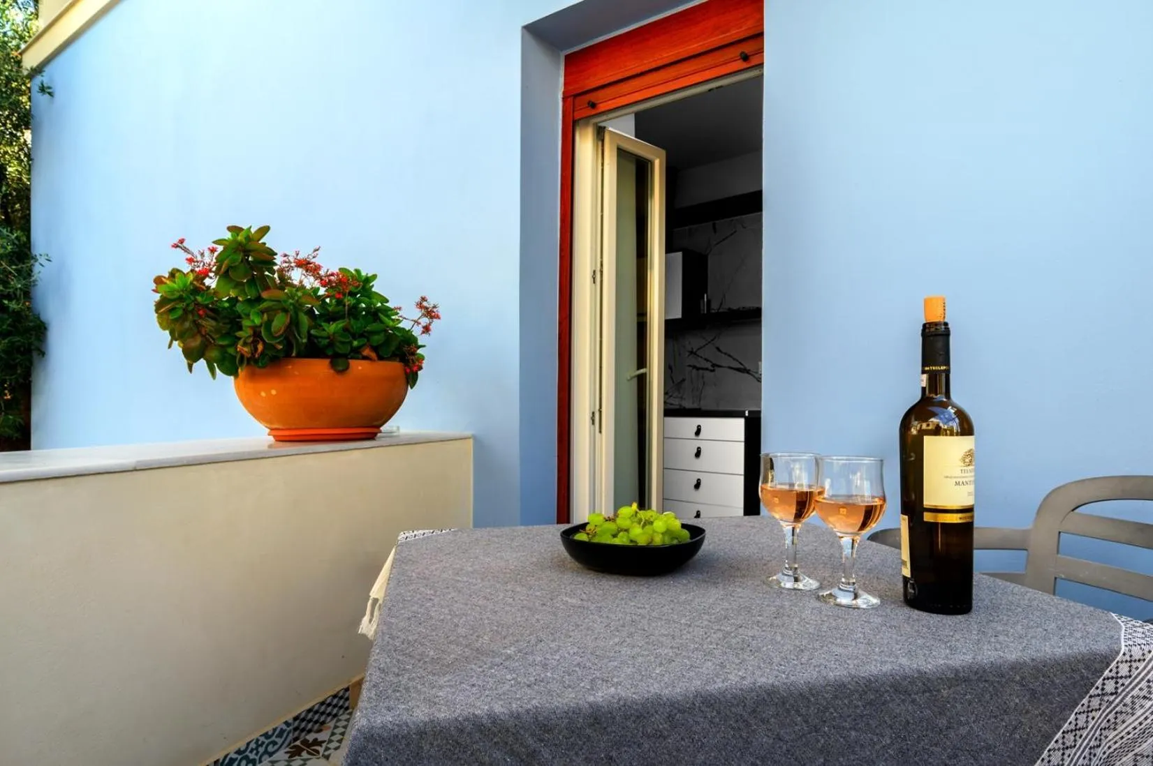 Balcony/Terrace in Blue Sky House