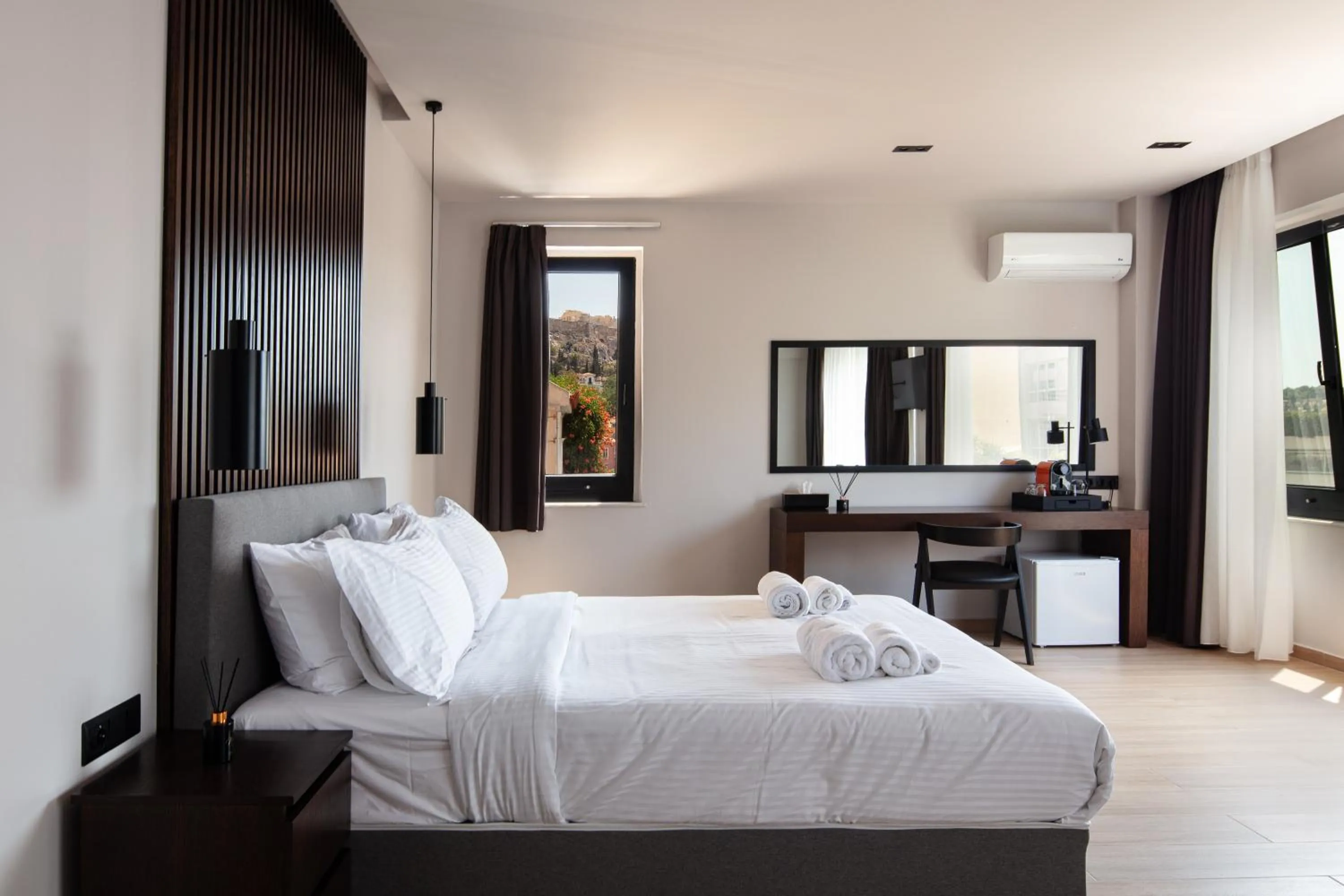 View (from property/room), Bed in Athens Tower